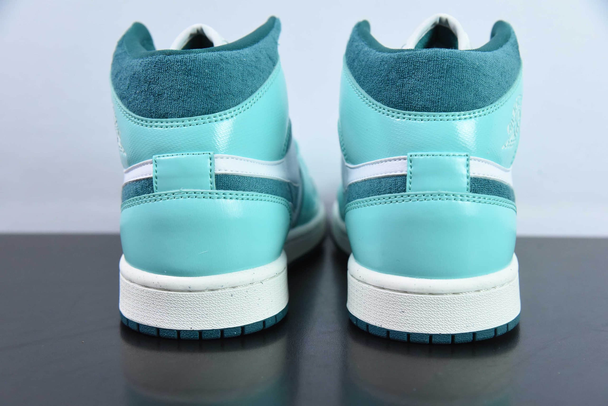 乔丹Air Jordan 1 Mid Bleached Turquoise AJ1冰薄荷绿中邦文化休闲板鞋纯原版本 货号:DZ3745-300