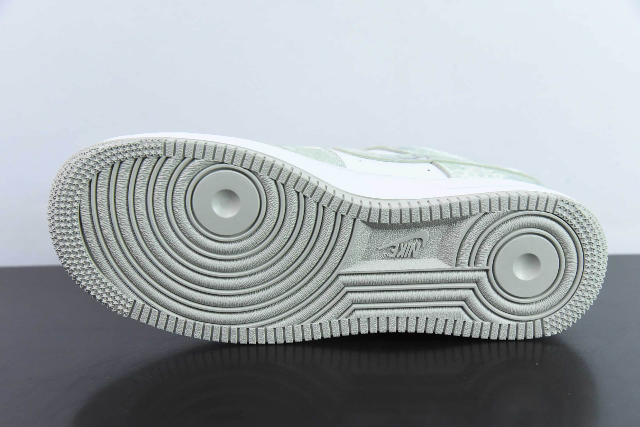 耐克Nike Gucci x Nike Air Force 1’07 LowYear of the Dragon古驰联名白青龙三太子敖丙空军一号低帮休闲板鞋纯原版本 货号:CV1724-109