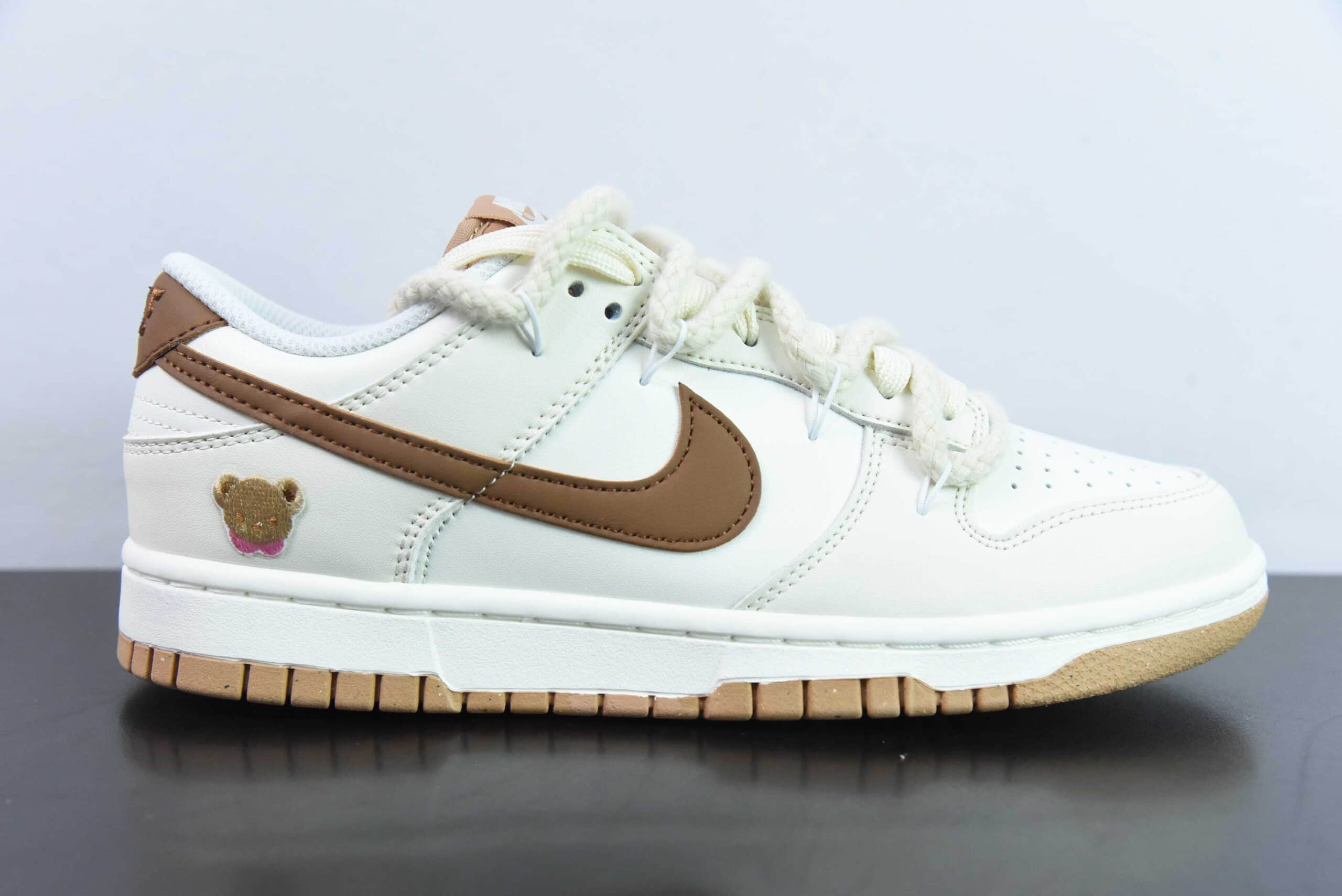 耐克Nike Dunk Low 豆乳熊仔美拉德棕米SB低帮休闲滑板鞋纯原版本 货号：DD1873-200 