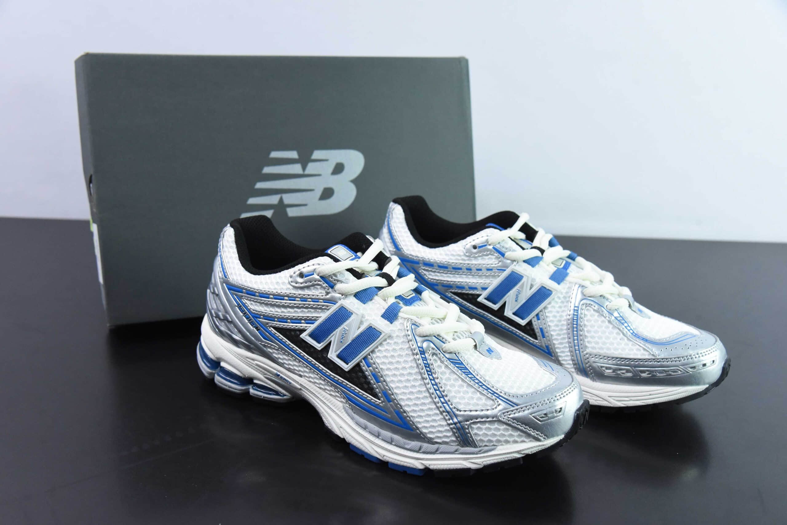 新百伦New Balance M1906白蓝复古跑鞋纯原版本 货号：M1906REB