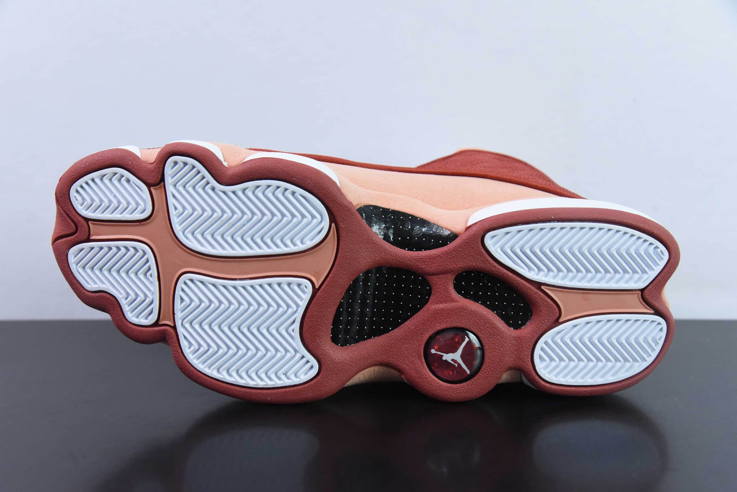 乔丹Air Jordan AJ13 Retro酒红高帮男子文化篮球鞋纯原版本 货号：DJ5982-601