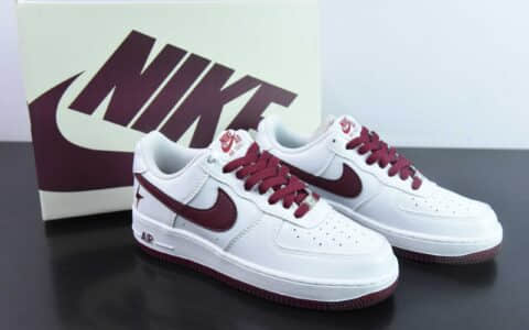 耐克Nike Air Force 1 ‘07 Low 闪电白酒红空军一号低帮休闲板鞋纯原版本 货号：DD0614-335