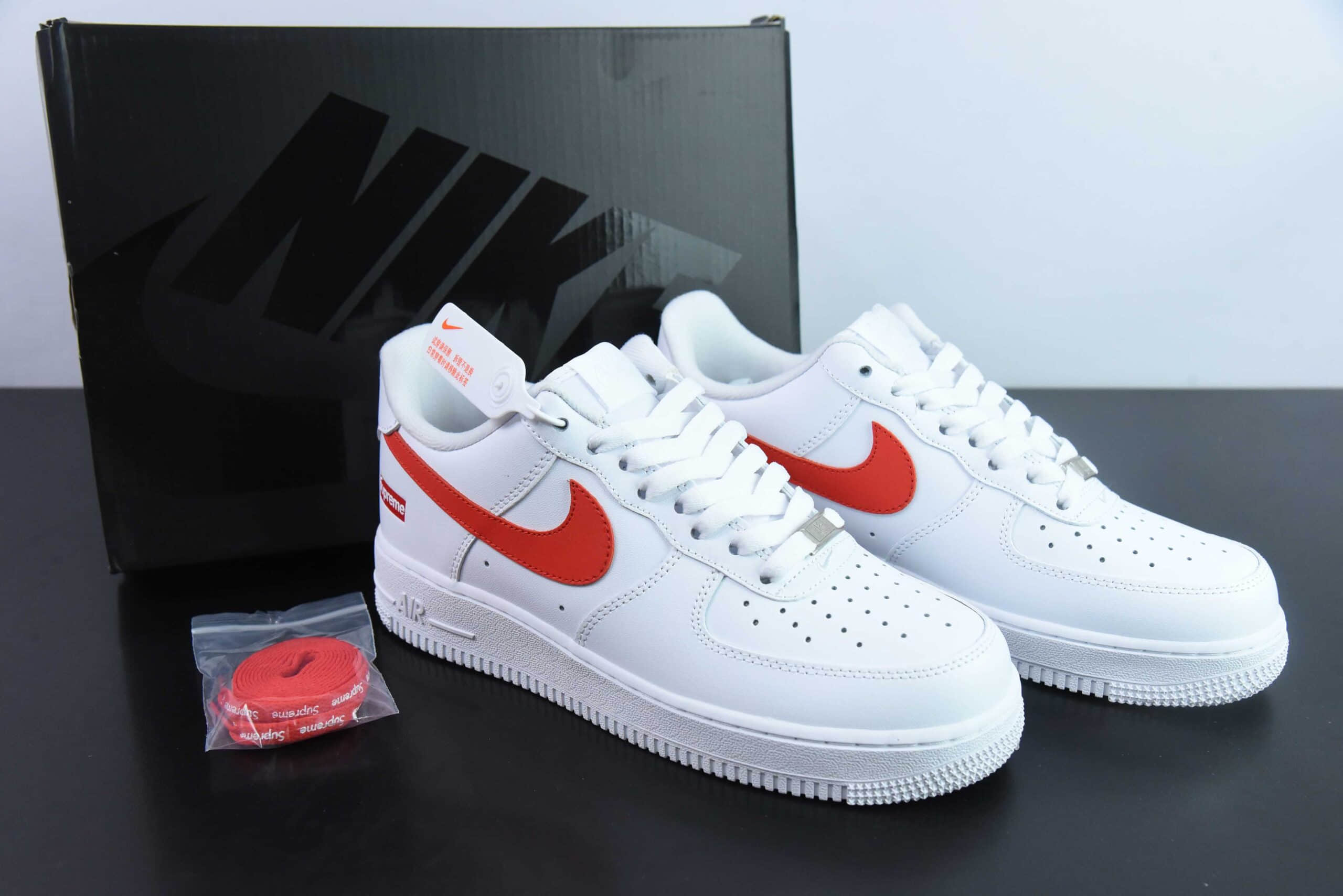 耐克Nike Supreme x Nk Air Force 1'07 Low 白红联名空军一号低帮休闲板鞋纯原版本 货号:CU9225-101