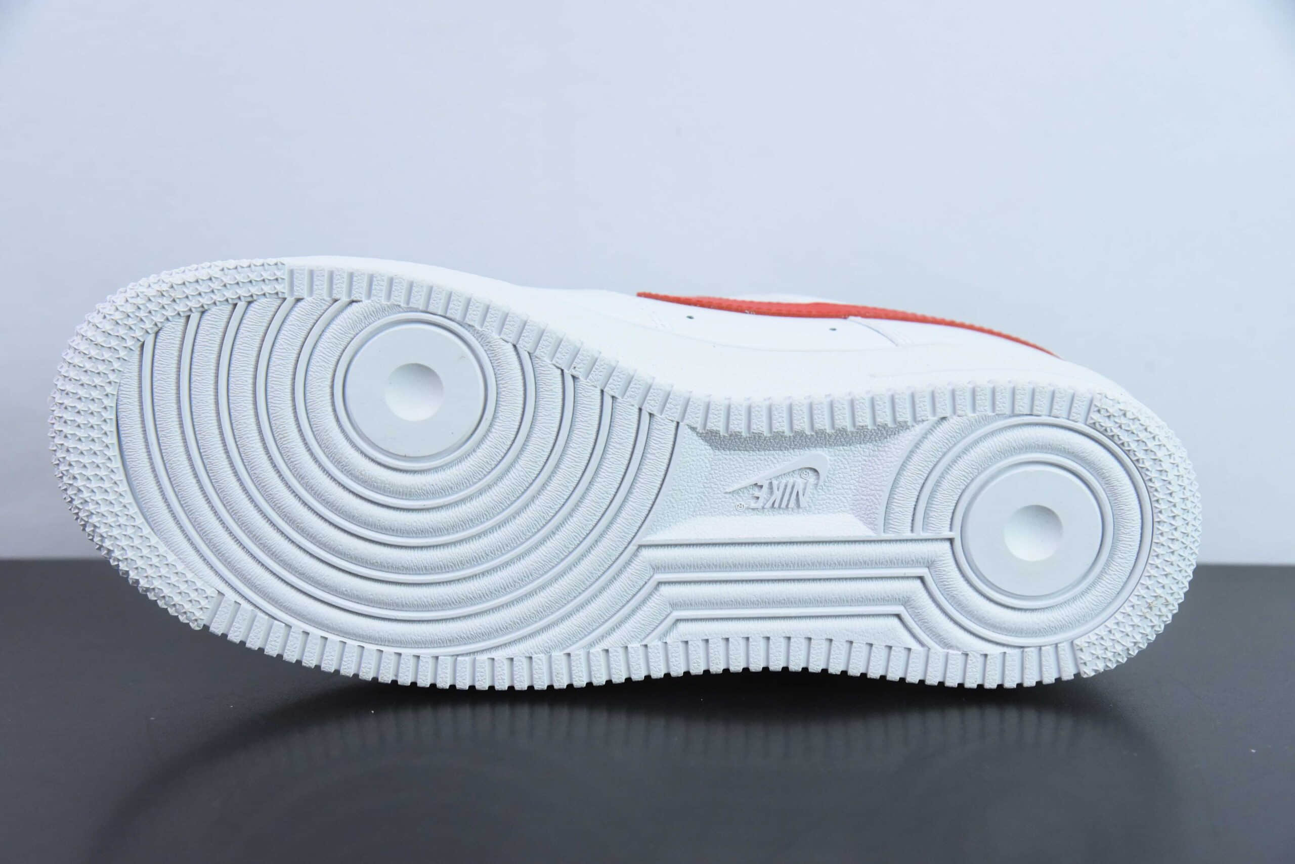 耐克Nike Supreme x Nk Air Force 1'07 Low 白红联名空军一号低帮休闲板鞋纯原版本 货号:CU9225-101