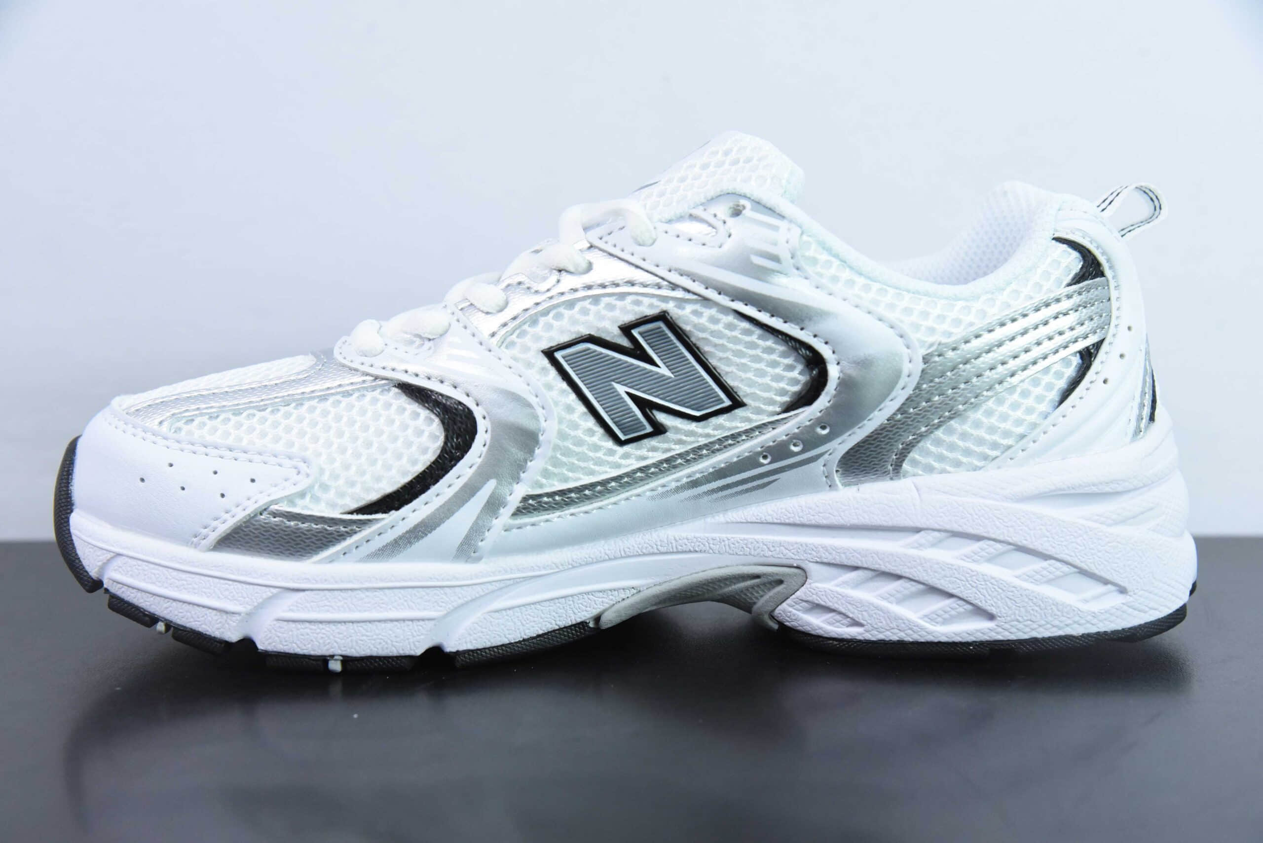 新百伦New Balance NB530系列灰银复古休闲慢跑鞋纯原版本 货号：MR530FDO 