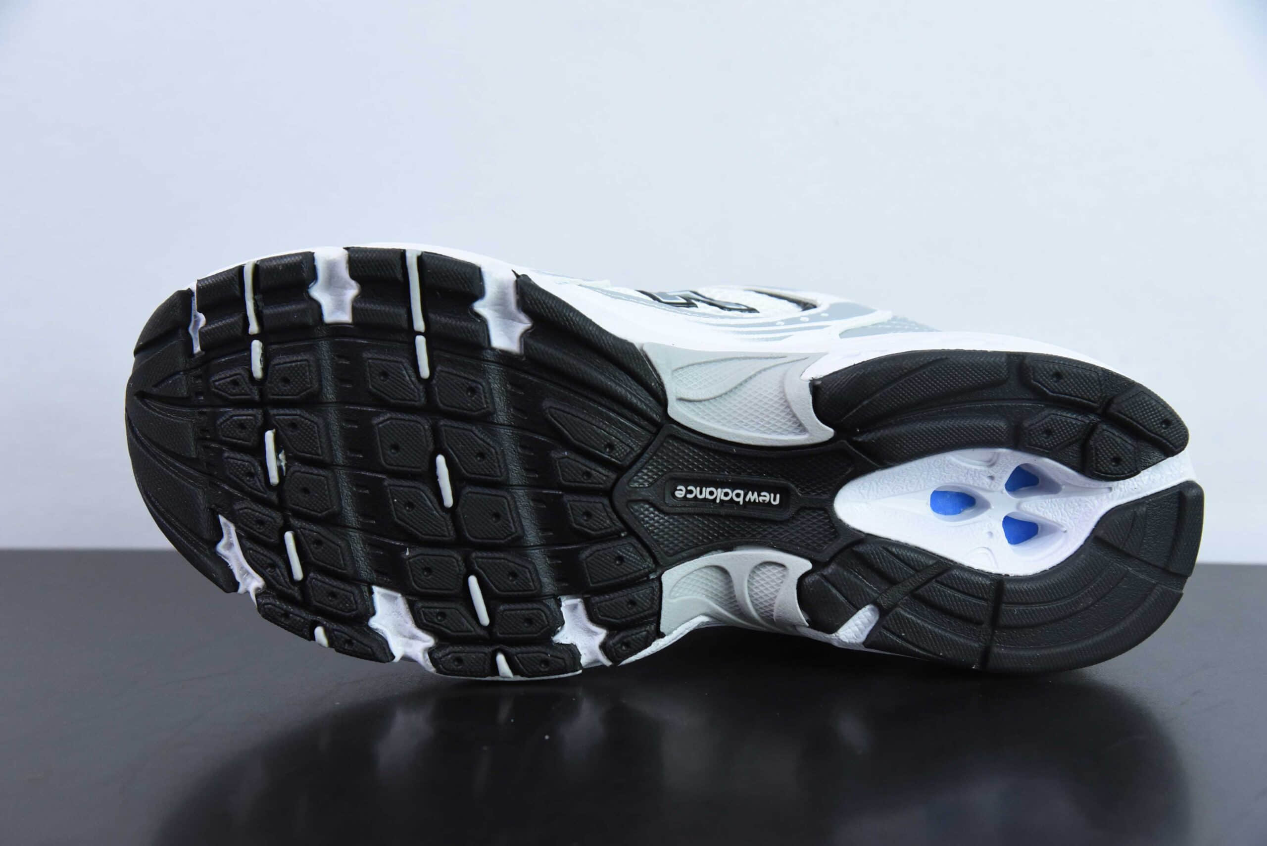 新百伦New Balance NB530系列灰银复古休闲慢跑鞋纯原版本 货号：MR530FDO 