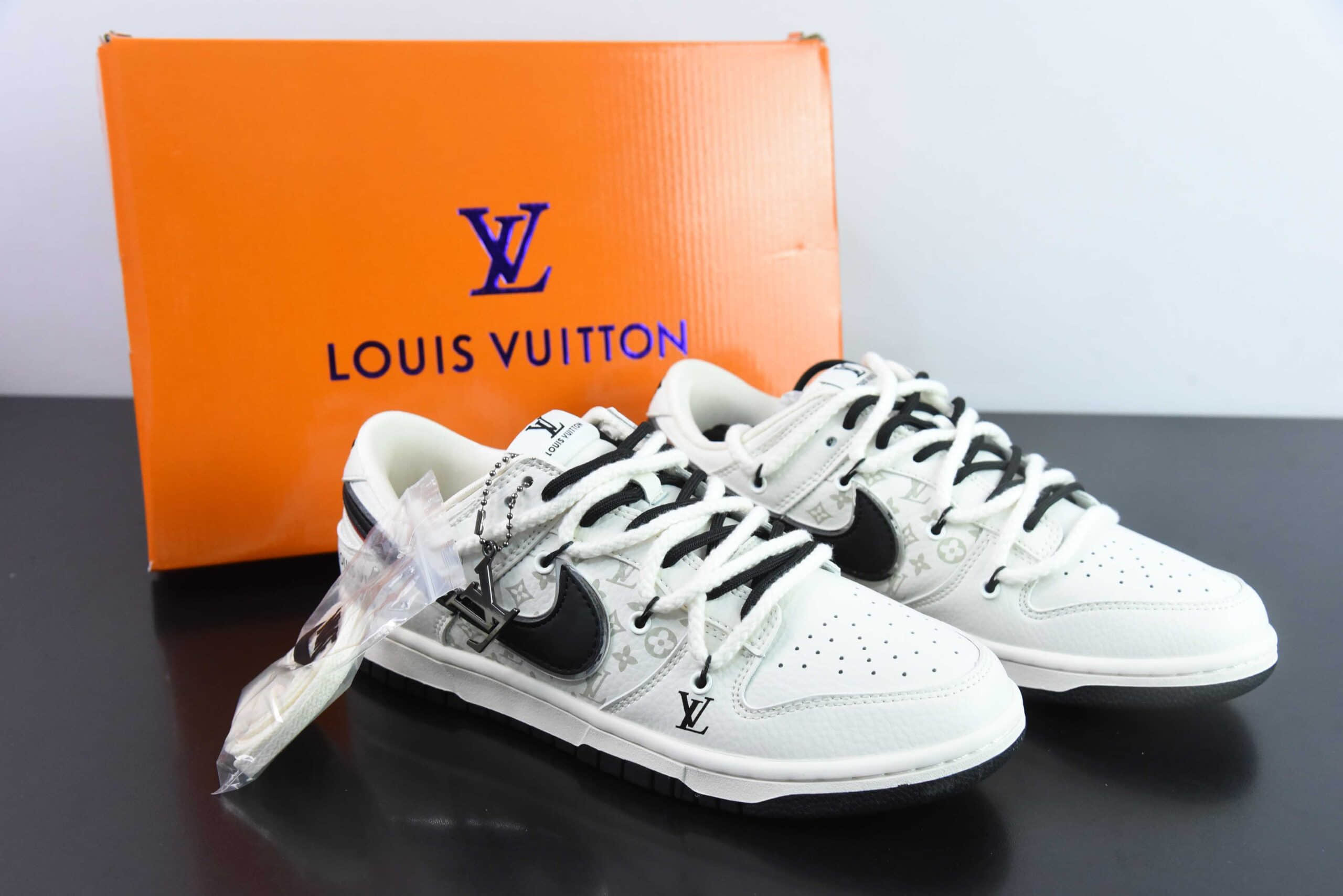 耐克Nike SB Dunk Low LV联名米白黑印花周年高端定制低帮休闲板鞋纯原版本 货号：SJ2068-243