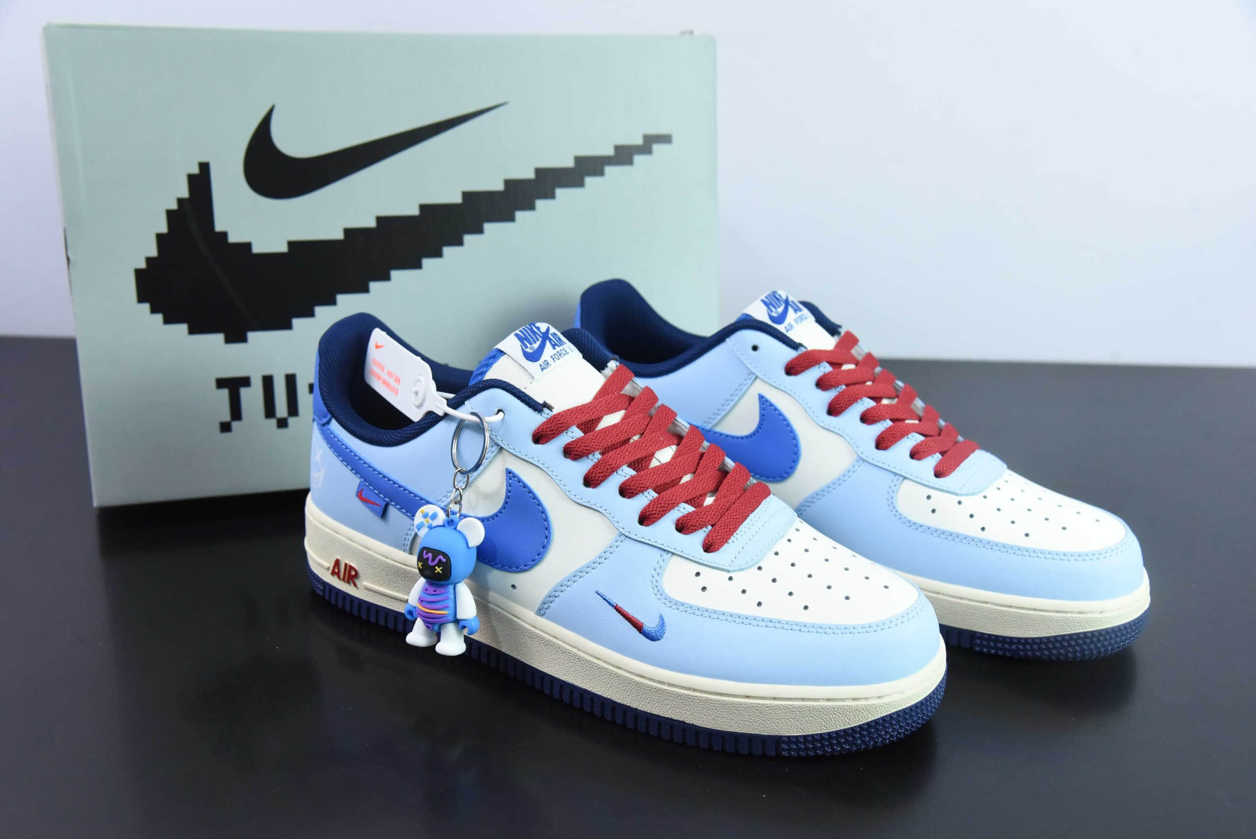 耐克Nike Air Force 1'07 Low Joker Red 小丑红空军一号低帮定制休闲板鞋纯原版本 货号：XL2402-333 