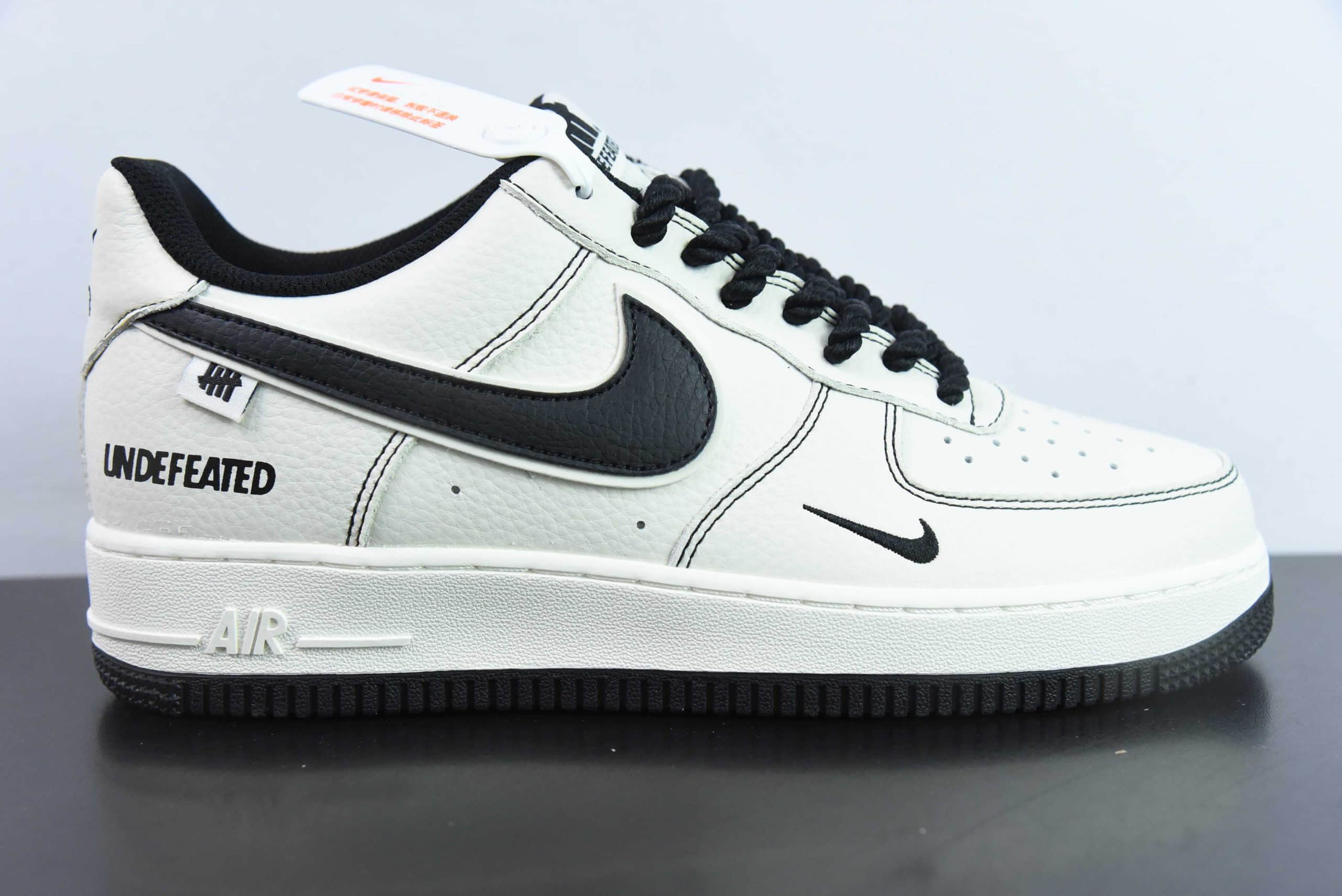 耐克Nike Undefeated x Nike Air Force 1 Low五道杠联名米黑麻绳空军一号低帮休闲板鞋纯原版本 货号：UT2023-201