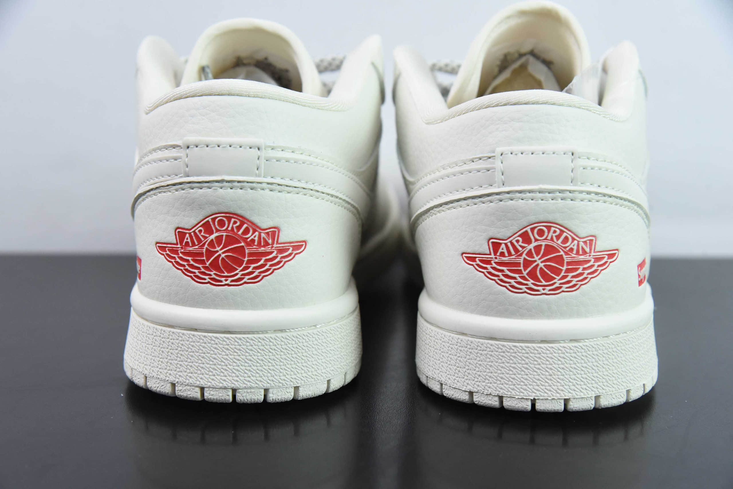 乔丹Supreme x Air Jordan 1 Low AJ1Supreme联名白天使高端定制低帮复古文化板鞋纯原版本 货号:WG8850-002