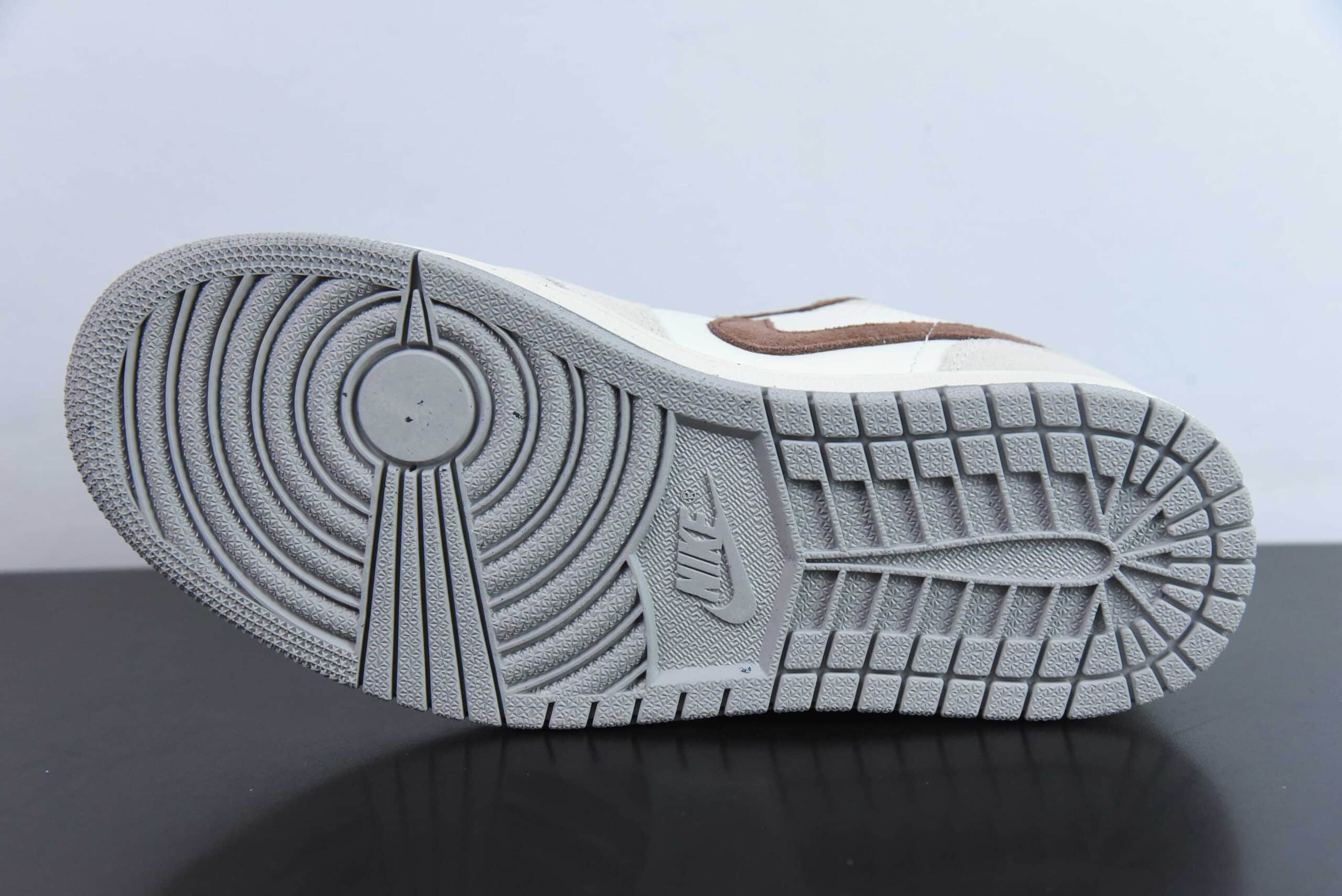 乔丹Air Jordan 1 Low AJ1灰褐色低帮文化休闲运动板鞋纯原版本 货号:HF1567-200