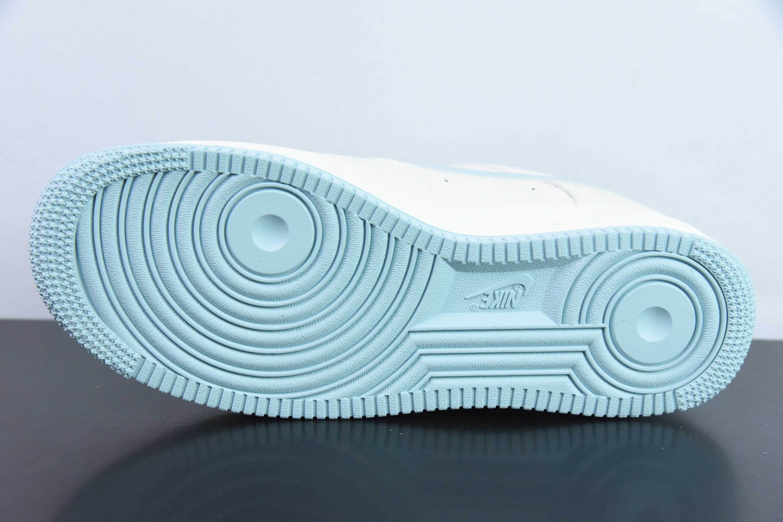 耐克Nike Air Force 1 07 LowNOCTA联名米白浅蓝电绣双钩空军一号经典低帮百搭休闲运动板鞋纯原版本 货号:N00224-026