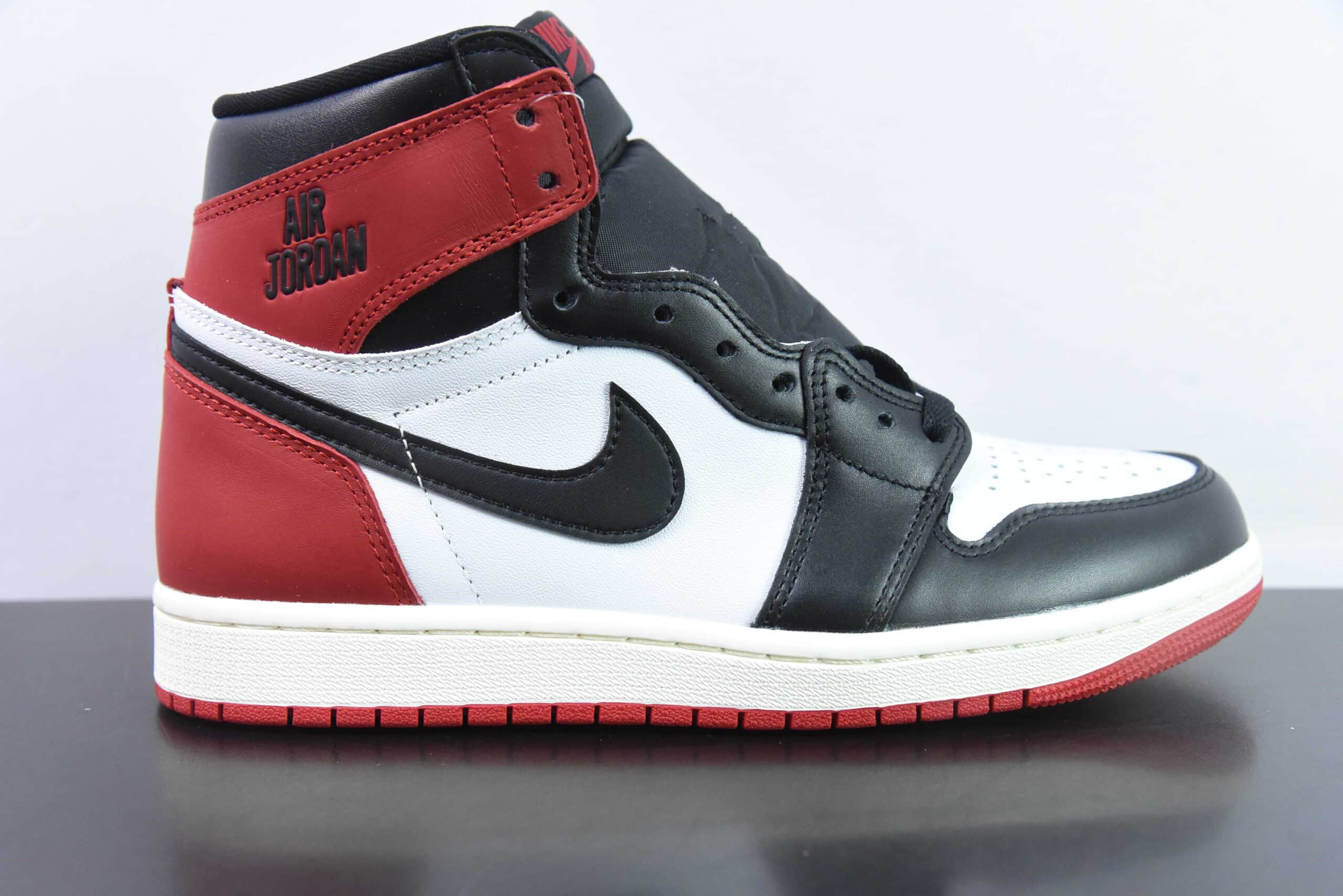 乔丹Air Jordan AJ1 Retro High 新黑脚趾高帮复古文化篮球鞋纯原版本 货号：DZ5485-106