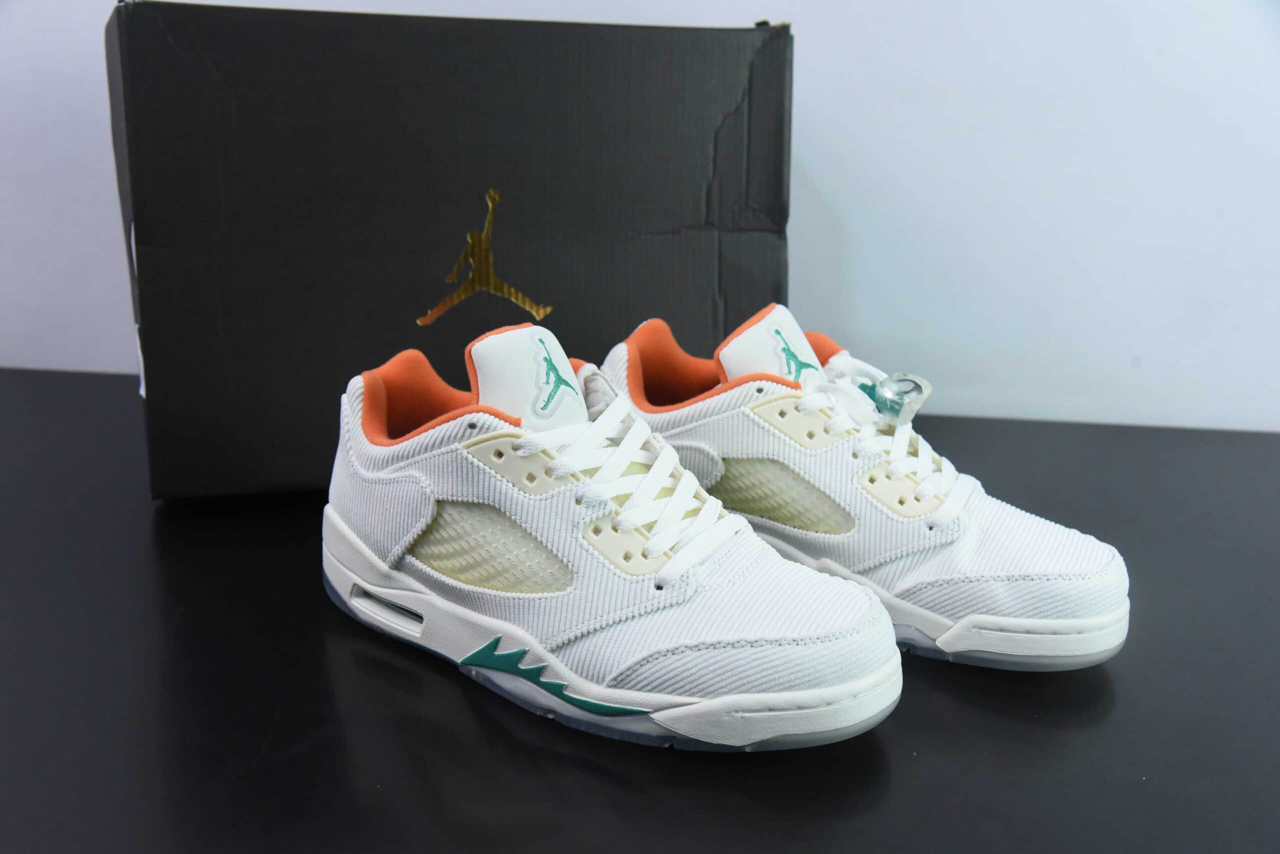 乔丹Air Jordan 5 Low Golf AJ5 乔5 白绿复古低帮篮球鞋纯原版本 货号： CW4204-100