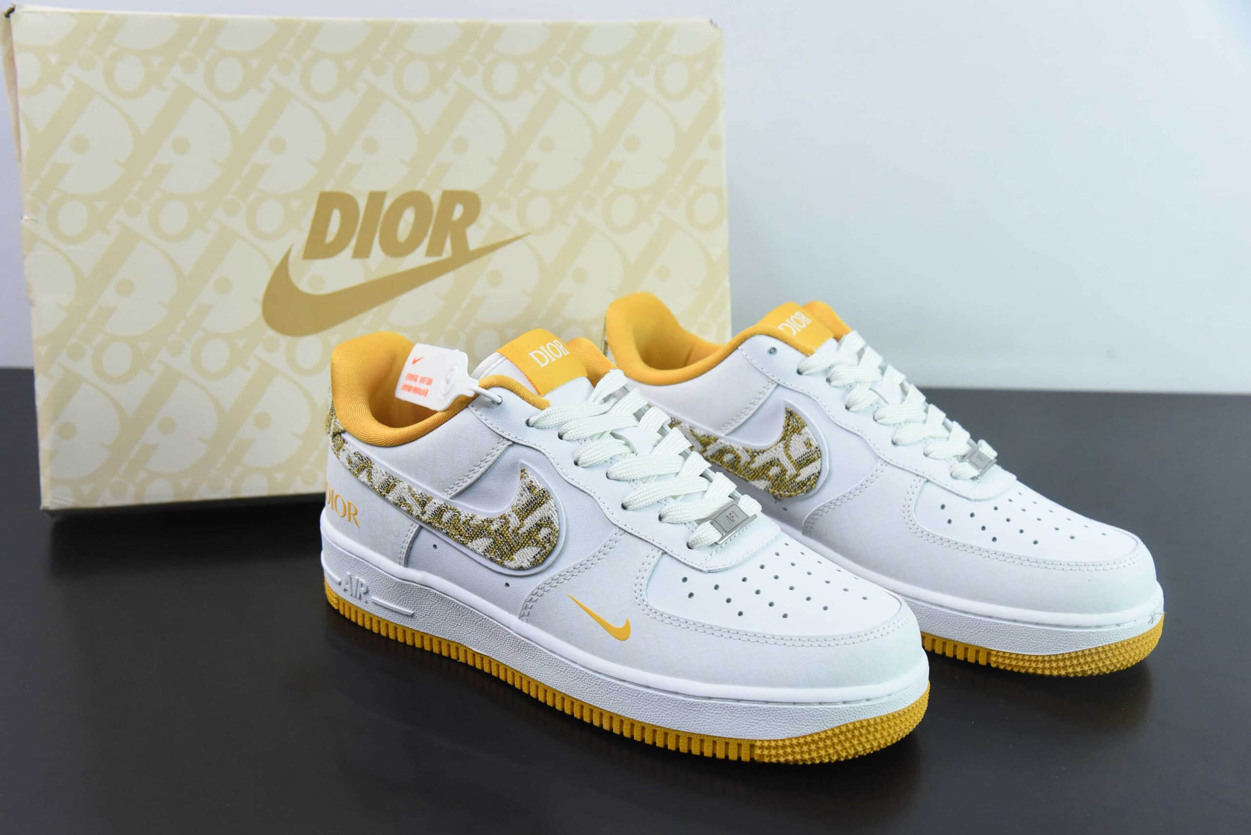耐克NIke Air Force 1 '07 Low “迪奥联名黄暗夜行者”空军一号低帮休闲板鞋纯原版本 货号：DR6239-838 