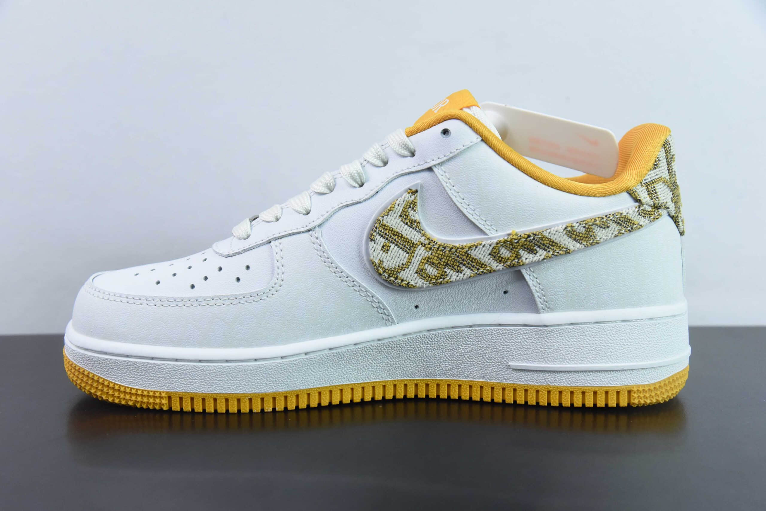 耐克NIke Air Force 1 '07 Low “迪奥联名黄暗夜行者”空军一号低帮休闲板鞋纯原版本 货号：DR6239-838 
