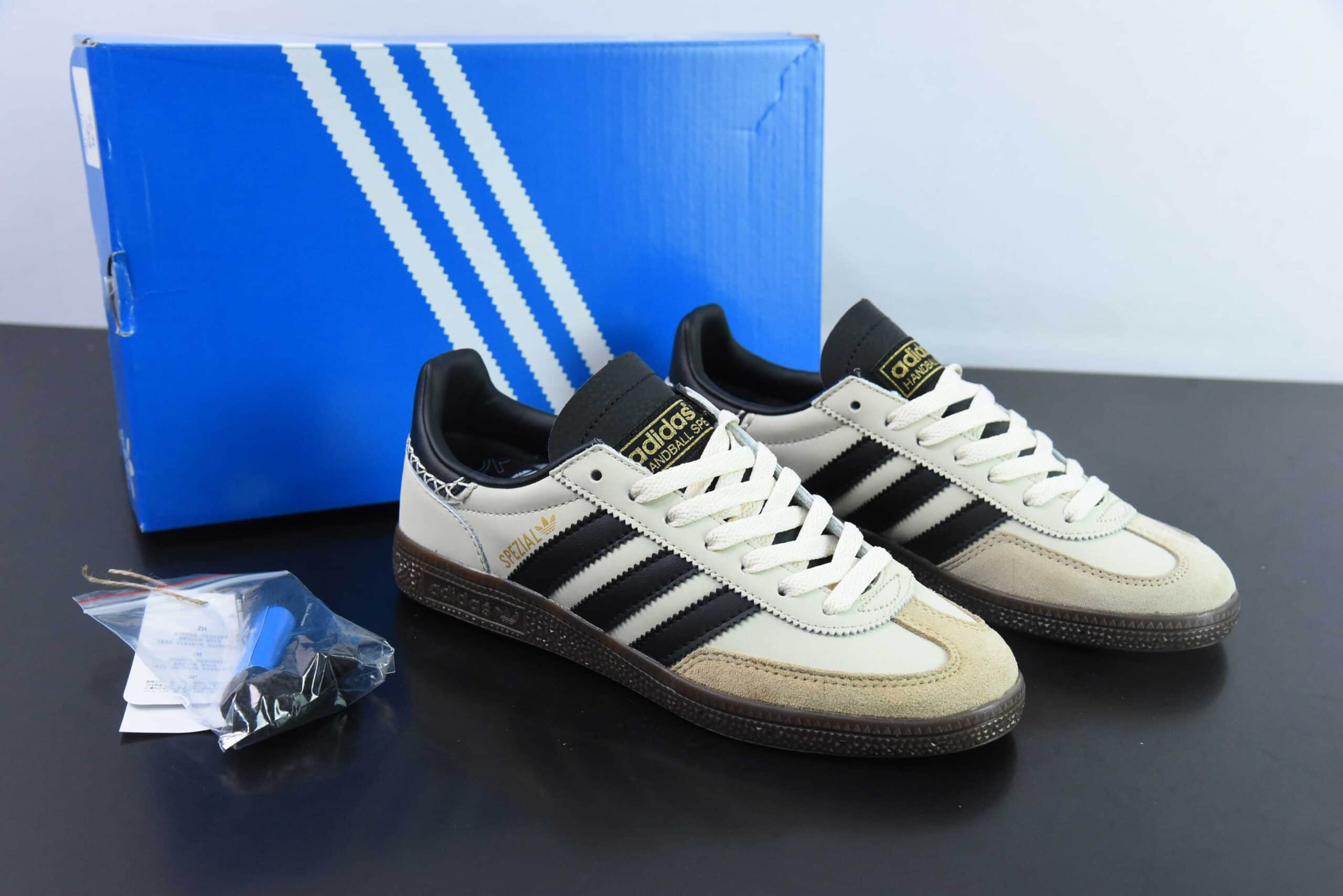 阿迪达斯Adidas Originals Handball Spezial ‘Wonder Beige’马克线手球运动员系列百搭休闲运动板鞋纯原版本 货号: IE3698