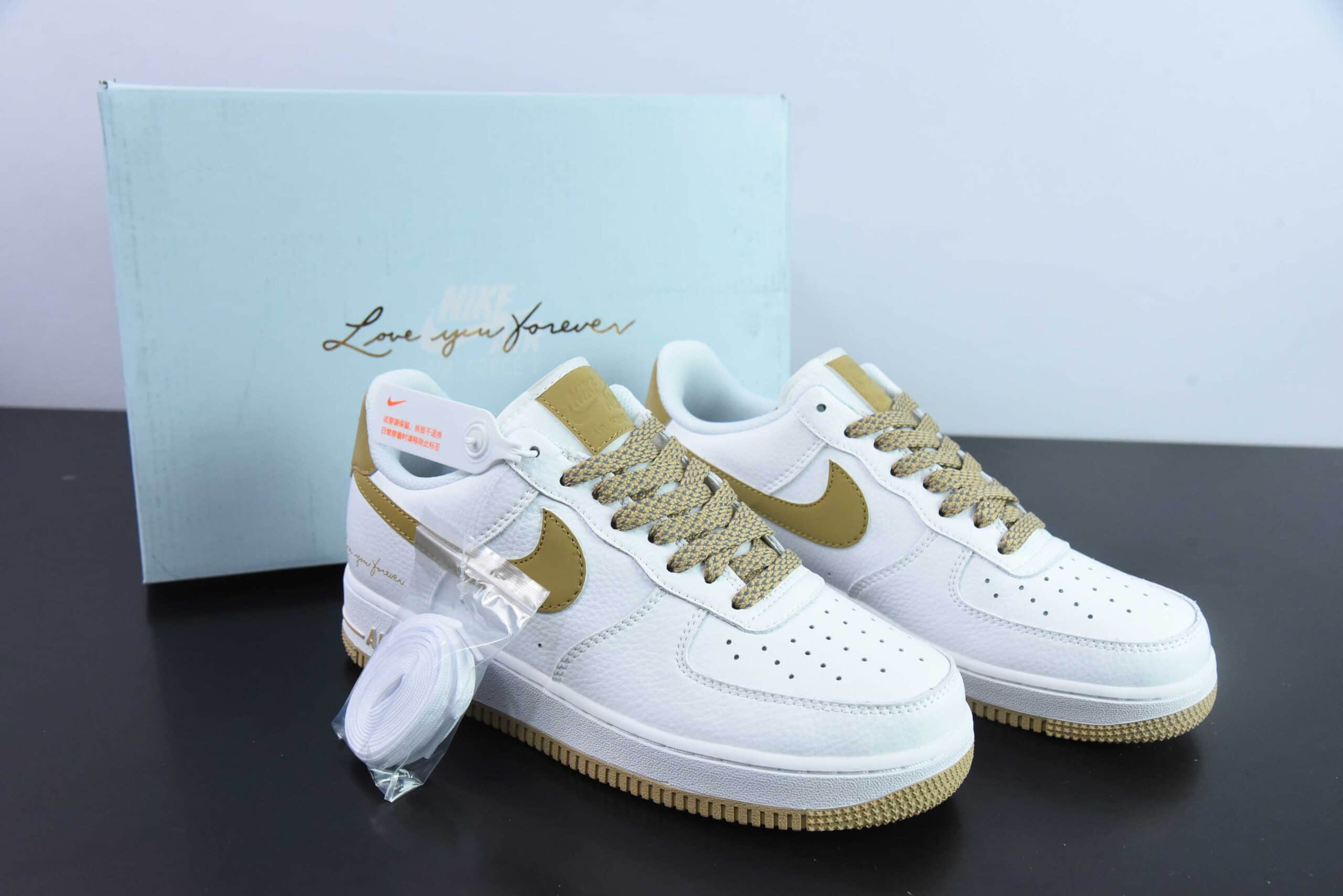 耐克Nike NOCTA×NIke Air Force 1 Low certified lover boy卡其经典空军一号低帮休闲板鞋纯原版本 货号：LO1718-053