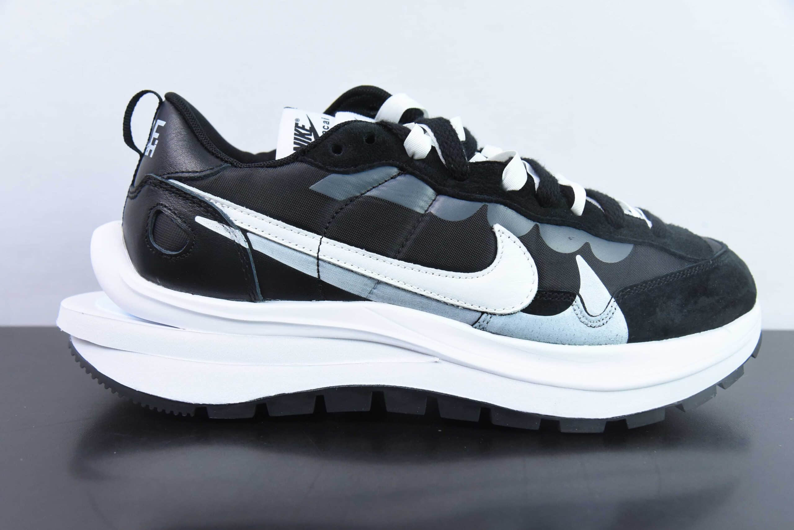 耐克Sacai x NIKE VAPORWAFFLE 走秀3.0黑白联名解构走秀款休闲鞋纯原版本 货号:DD1875-003