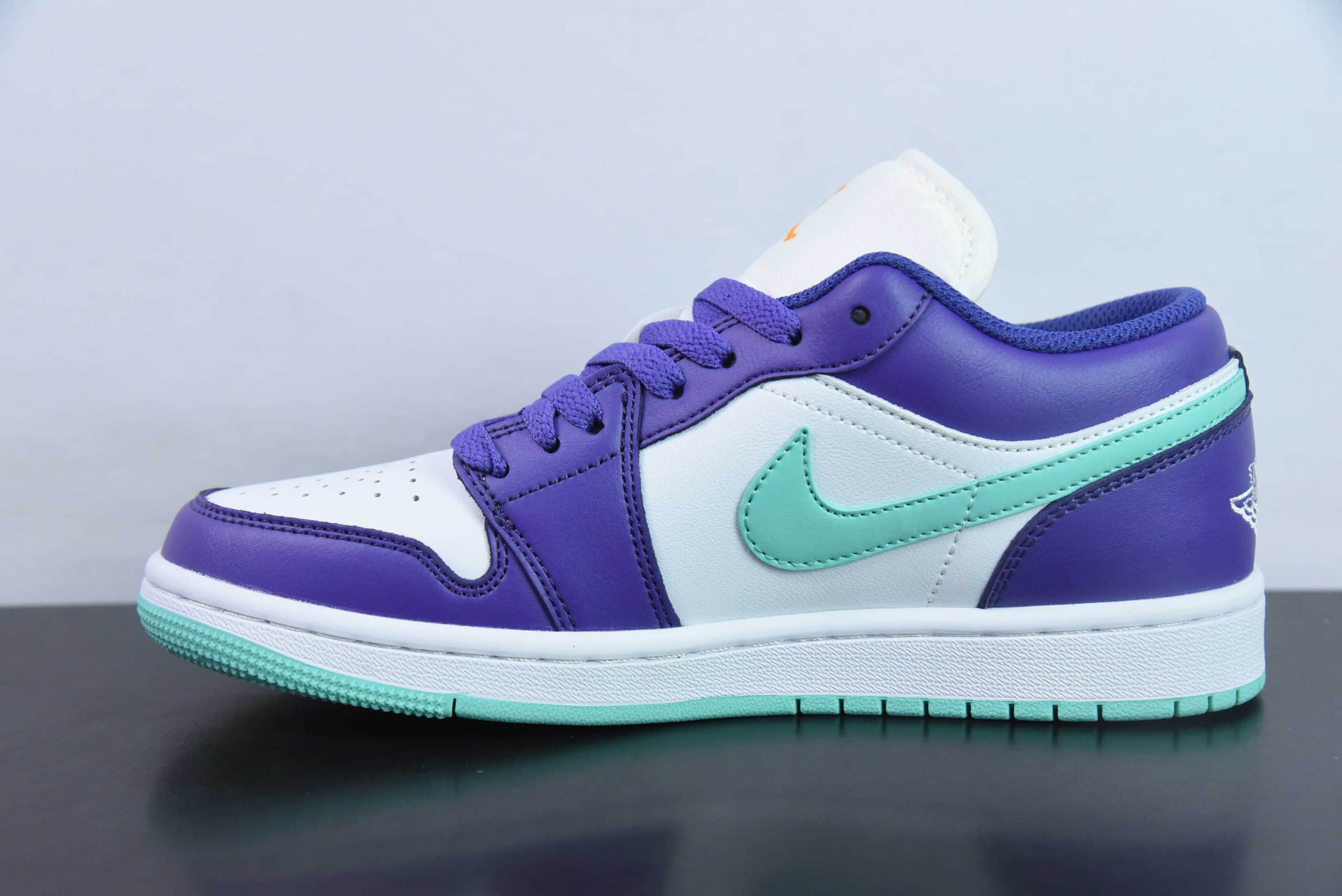 乔丹Air Jordan 1 Low AJ1 乔1夏洛特黄蜂低帮文化休闲板鞋纯原版本 货号：HJ9013-550 