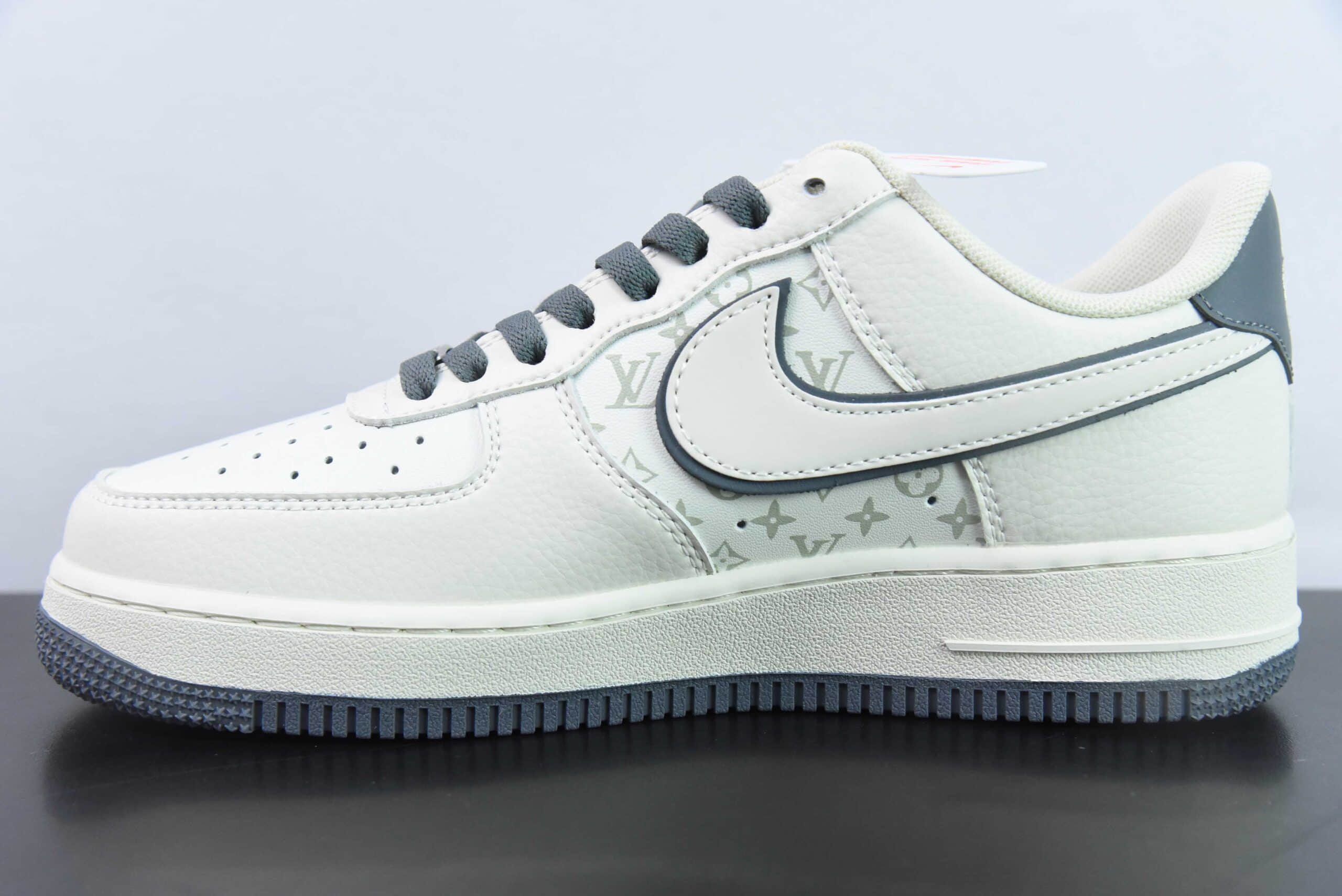 耐克NIke Air Force 1 '07 Low “LV联名米灰印花”空军一号低帮休闲板鞋纯原版本 货号:FB0788-200