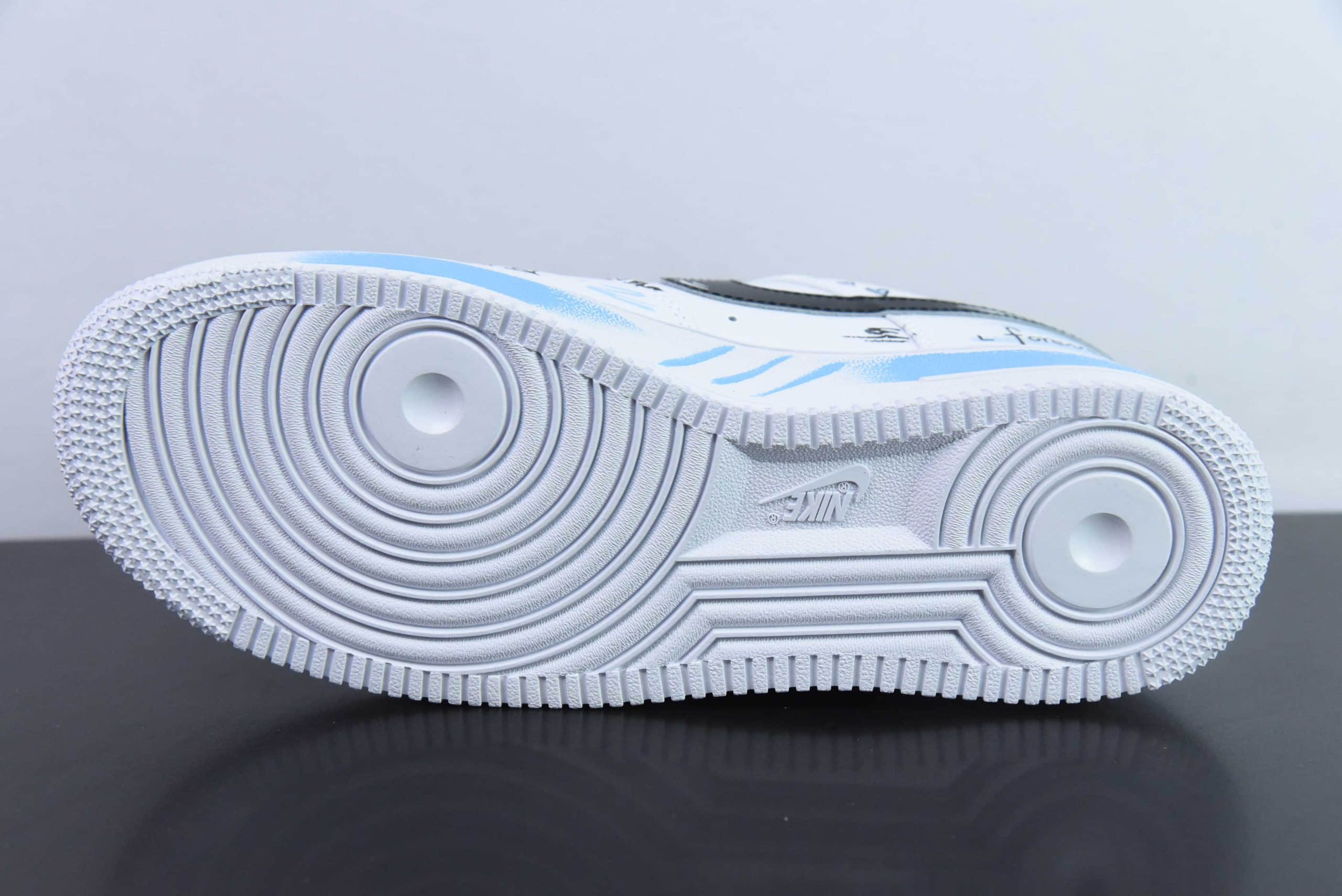 耐克Nike Air Force 1 Low’07 七夕限定彼岸情书白蓝喷绘空军一号低帮休闲板鞋纯原版本 货号：CW2288-111 