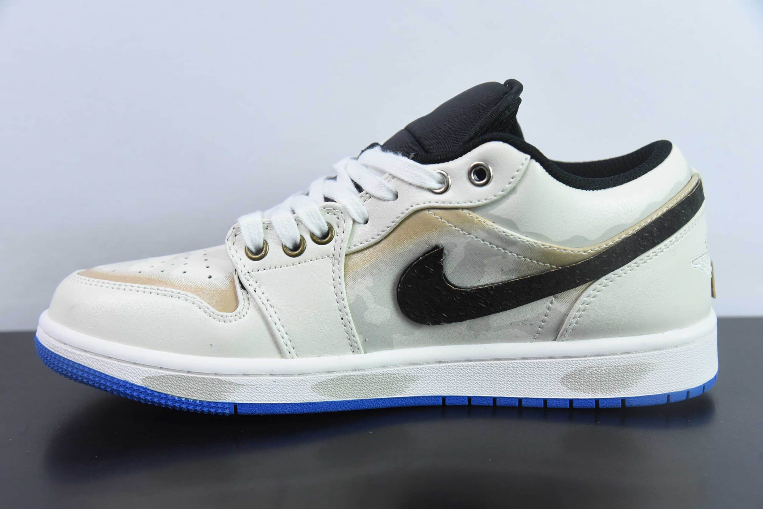 乔丹Air Jordan AJ1 Low 熊猫恶作剧无人区AJ1低帮定制配色篮球鞋纯原版本 货号：553558-140