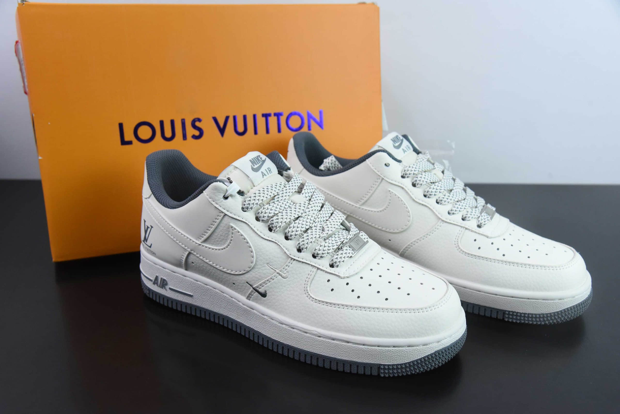 耐克Nike Air Force 1'07 Low LV联名米白灰双勾空军一号低帮休闲板鞋纯原版本 货号：XZ6188-006