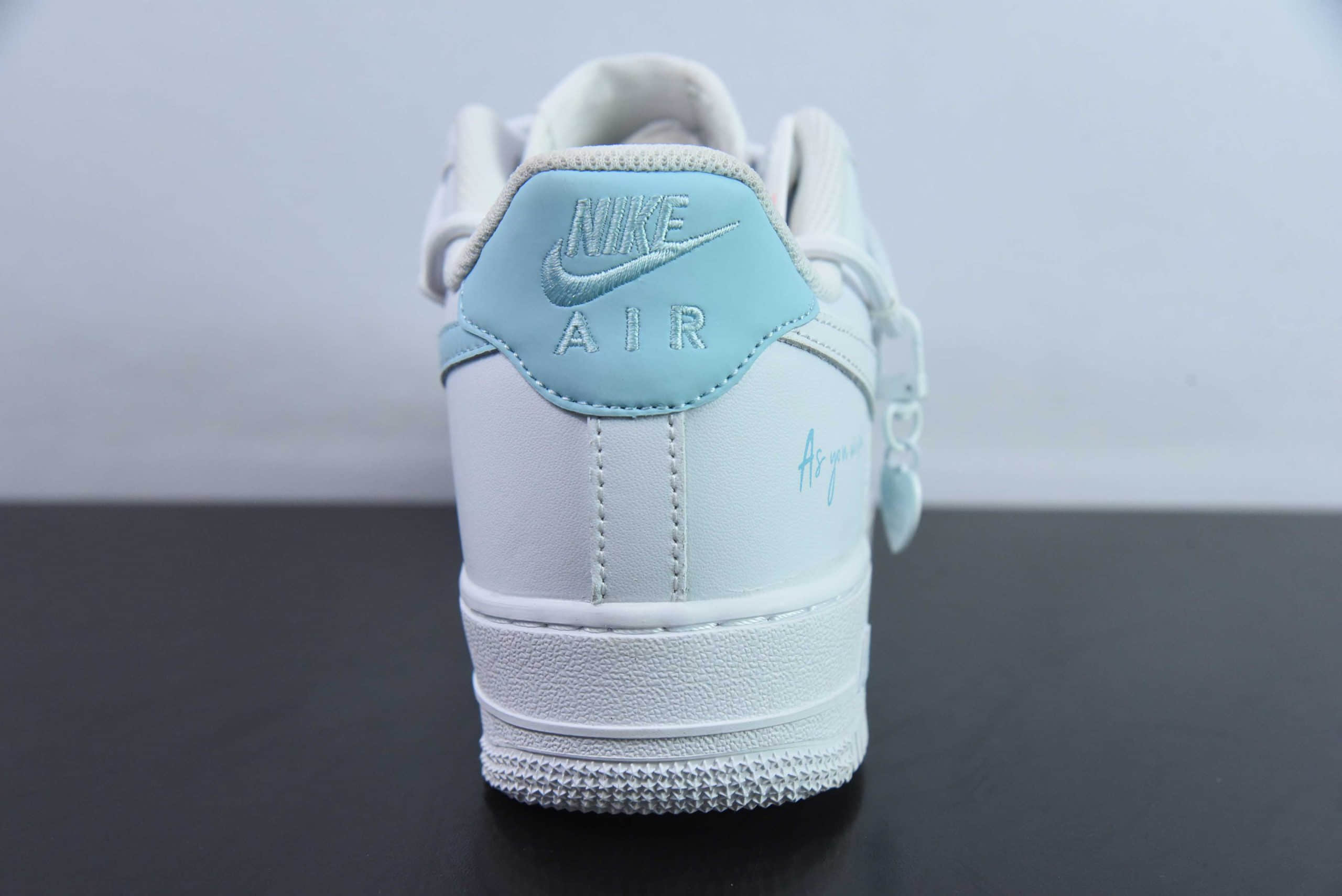耐克Nike Air Force 1 Low’07 喷绘浪漫心语空军一号绑带低帮休闲板鞋纯原版本 货号：ZH0316-028