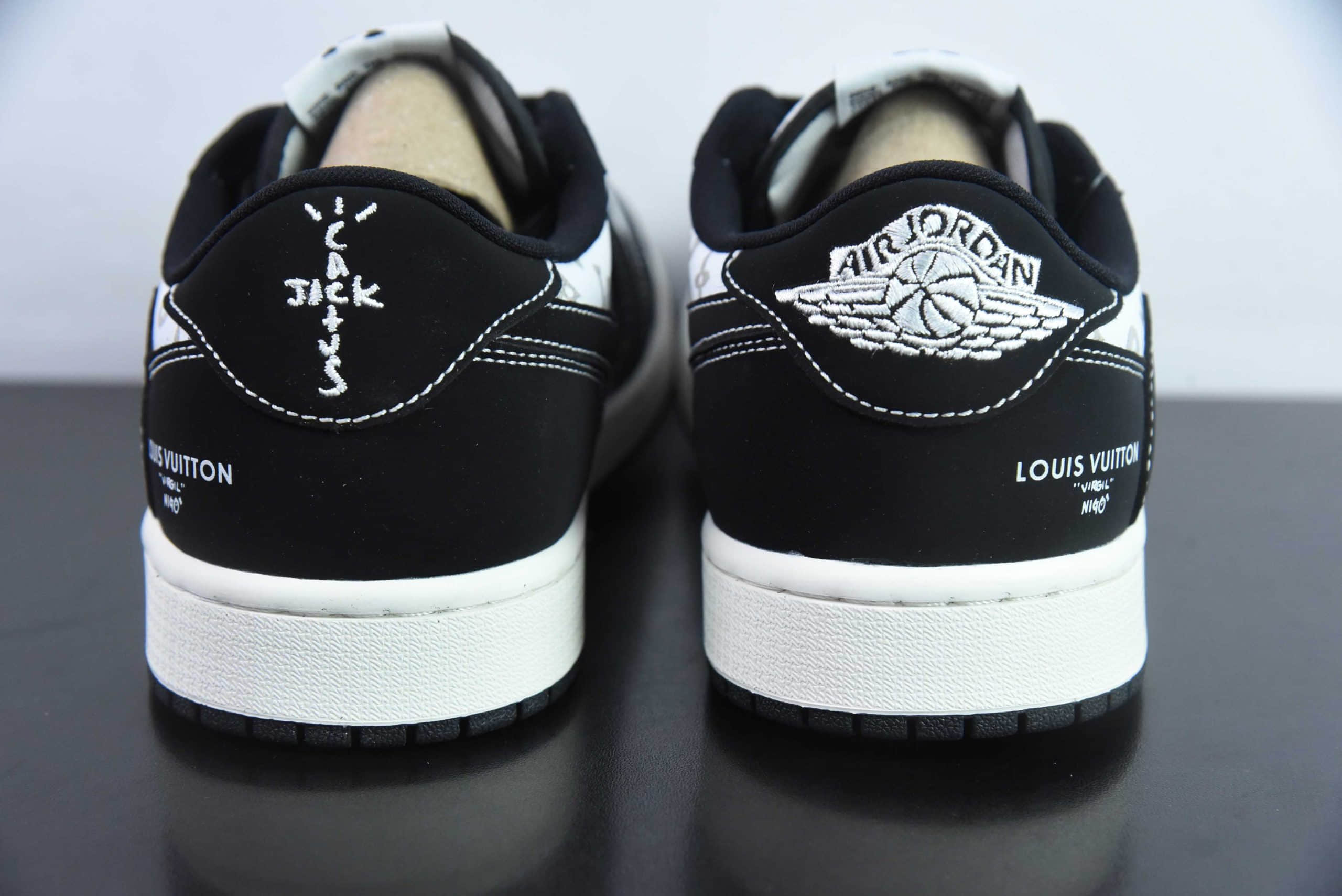 乔丹Travis Scott x Nike Air Jordan 1 Low x Louis Vuitton 三方联名反转翻毛白黑倒钩低帮休闲板鞋纯原版本 货号：LX1988-200