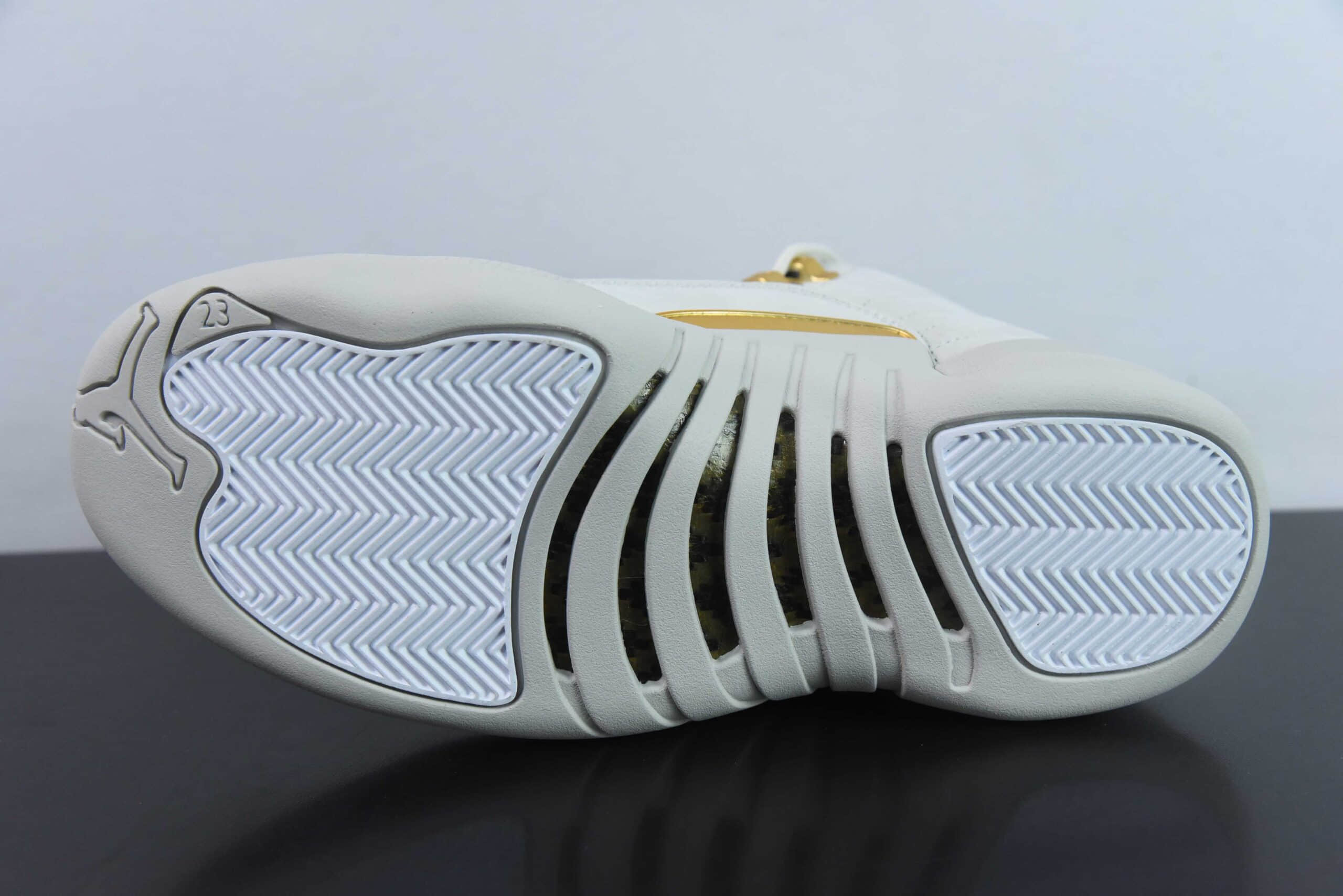 乔丹Air Jordan 12 Retro AJ12 乔12白金幻影高帮男子文化篮球鞋纯原版本 货号:FD9101-007