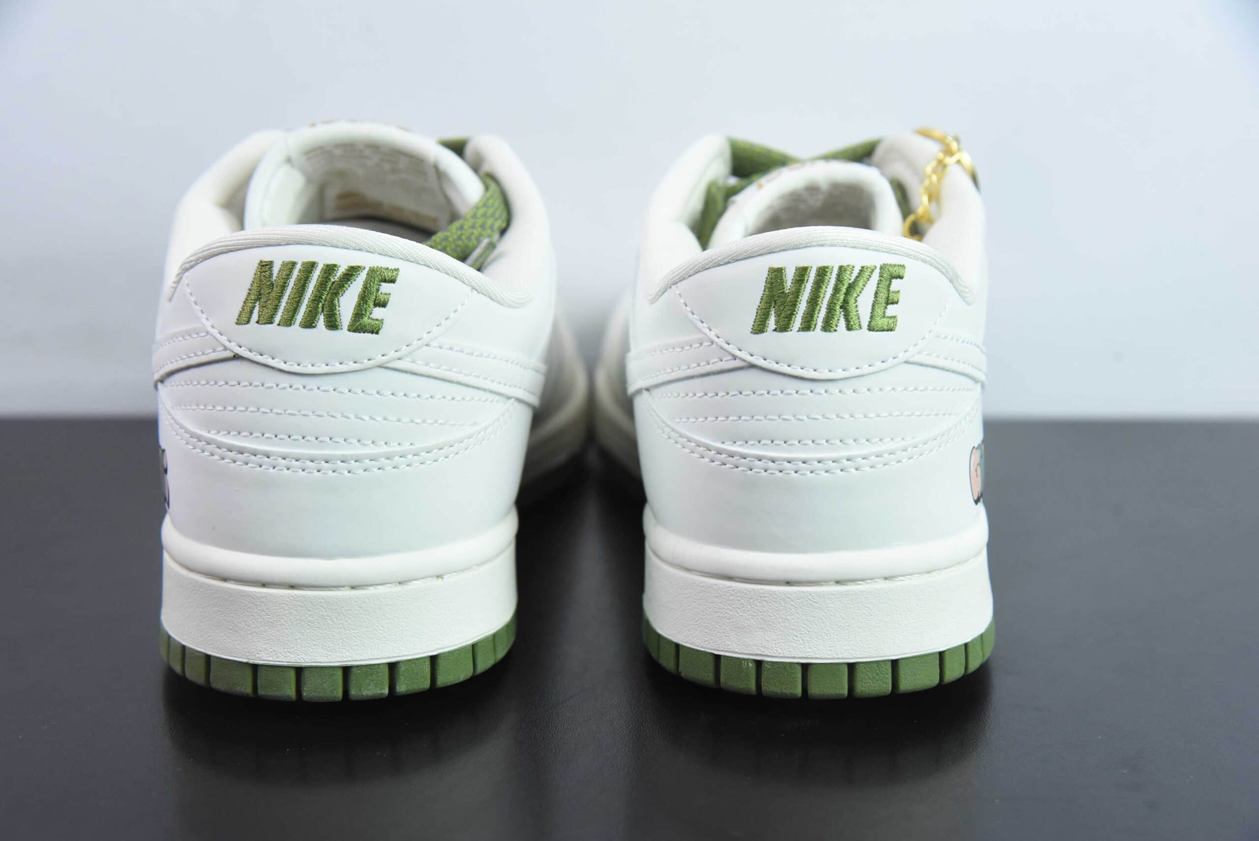 耐克Nike Dunk Low SB古驰联名白绿印花定制版SB低帮休闲滑板鞋纯原版本 货号:KK1888-007