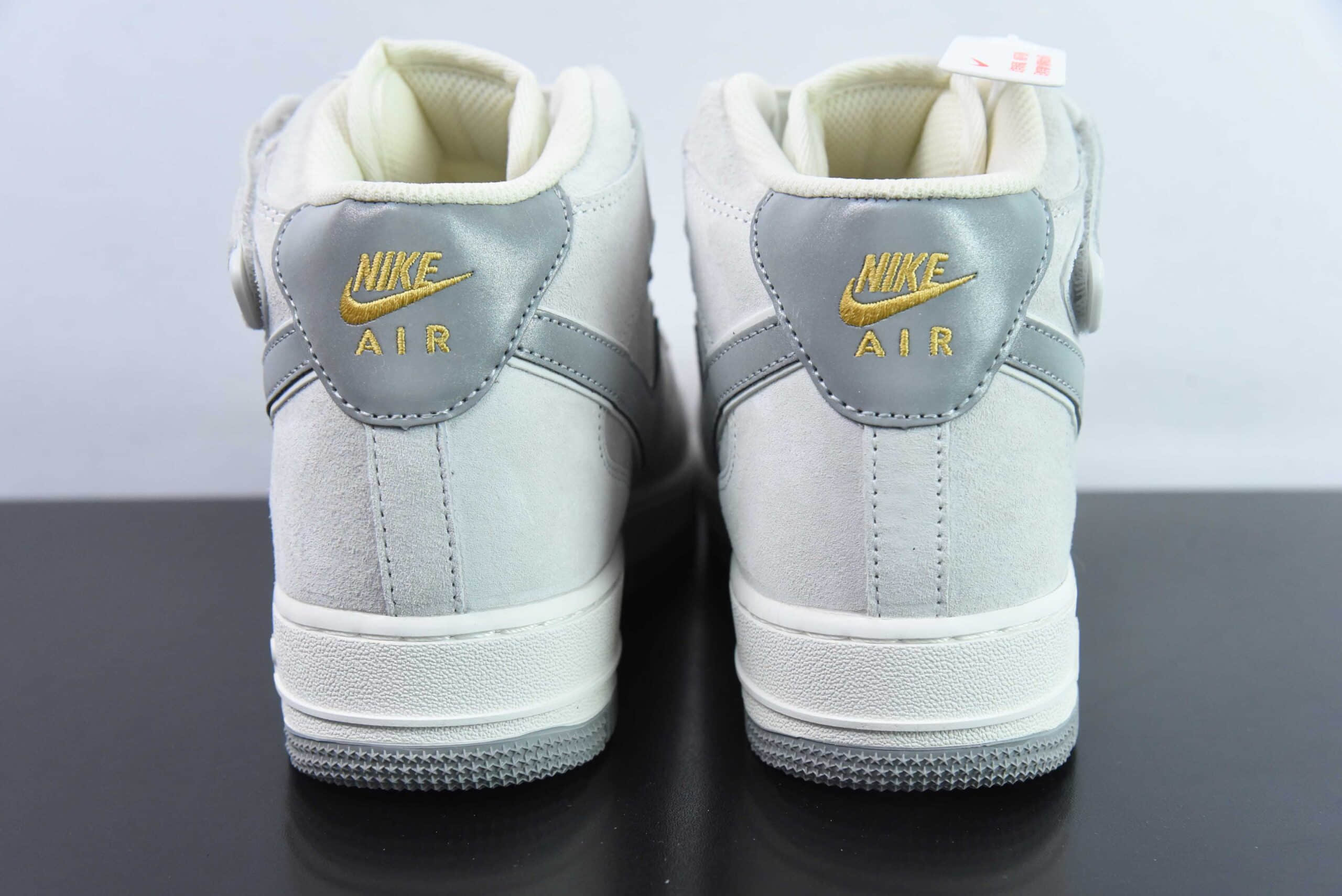 耐克Nike Air Force 1MID ’07灰麂皮小勾空军一号中帮休闲板鞋纯原版本 货号：KG3031-012 