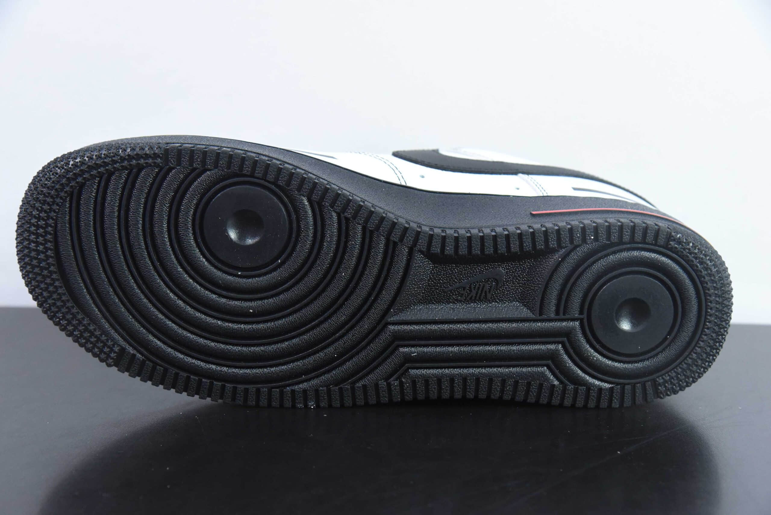 耐克Nike Air Force 1'07 Low 藤原浩联头文字D白黑空军一号低帮休闲板鞋纯原版本 货号: CW2288-019