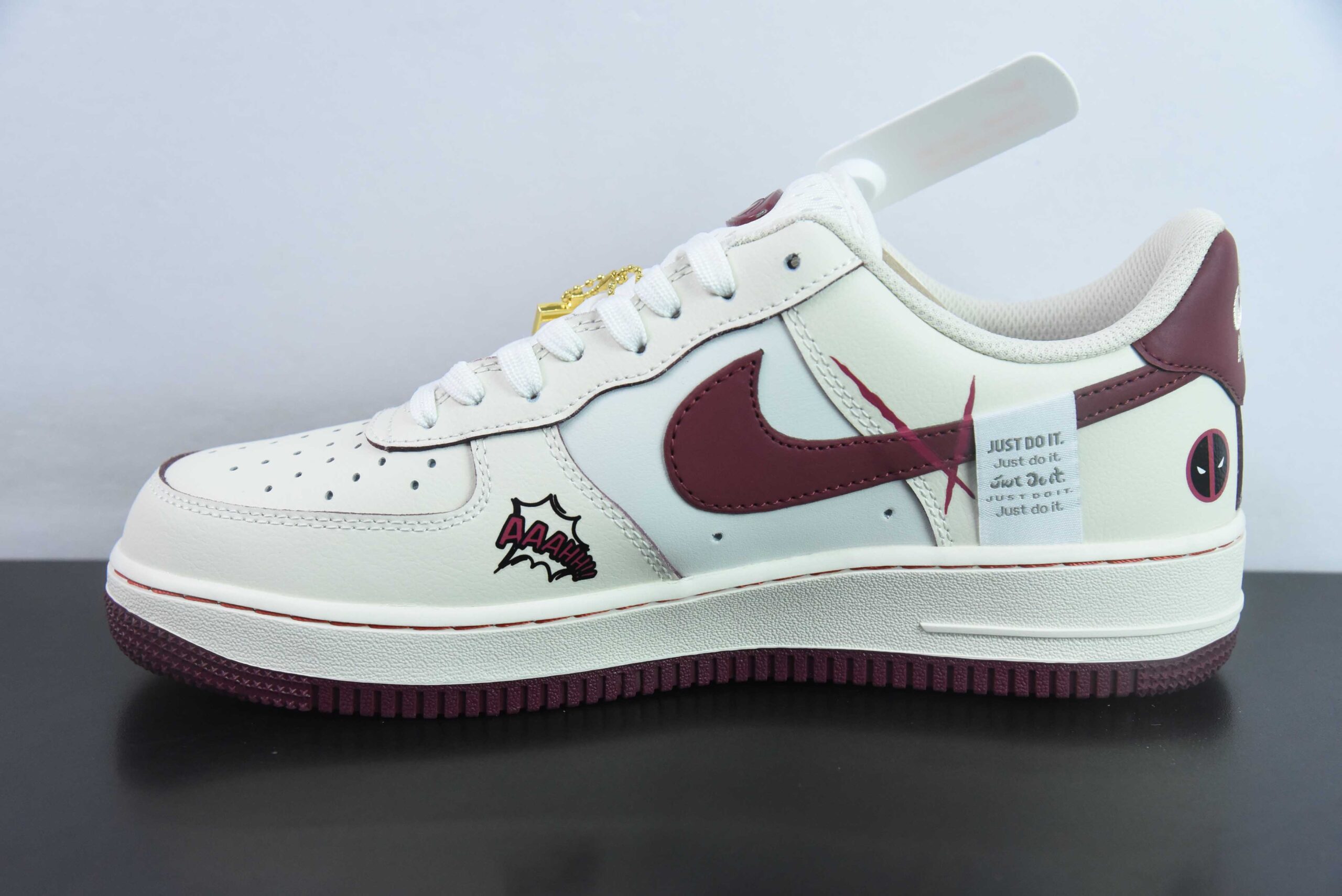 耐克Nike Air Force 1'07 Low Deadpool 漫威系列死侍空军一号低帮休闲运动板鞋纯原版本 货号:FB1839-512