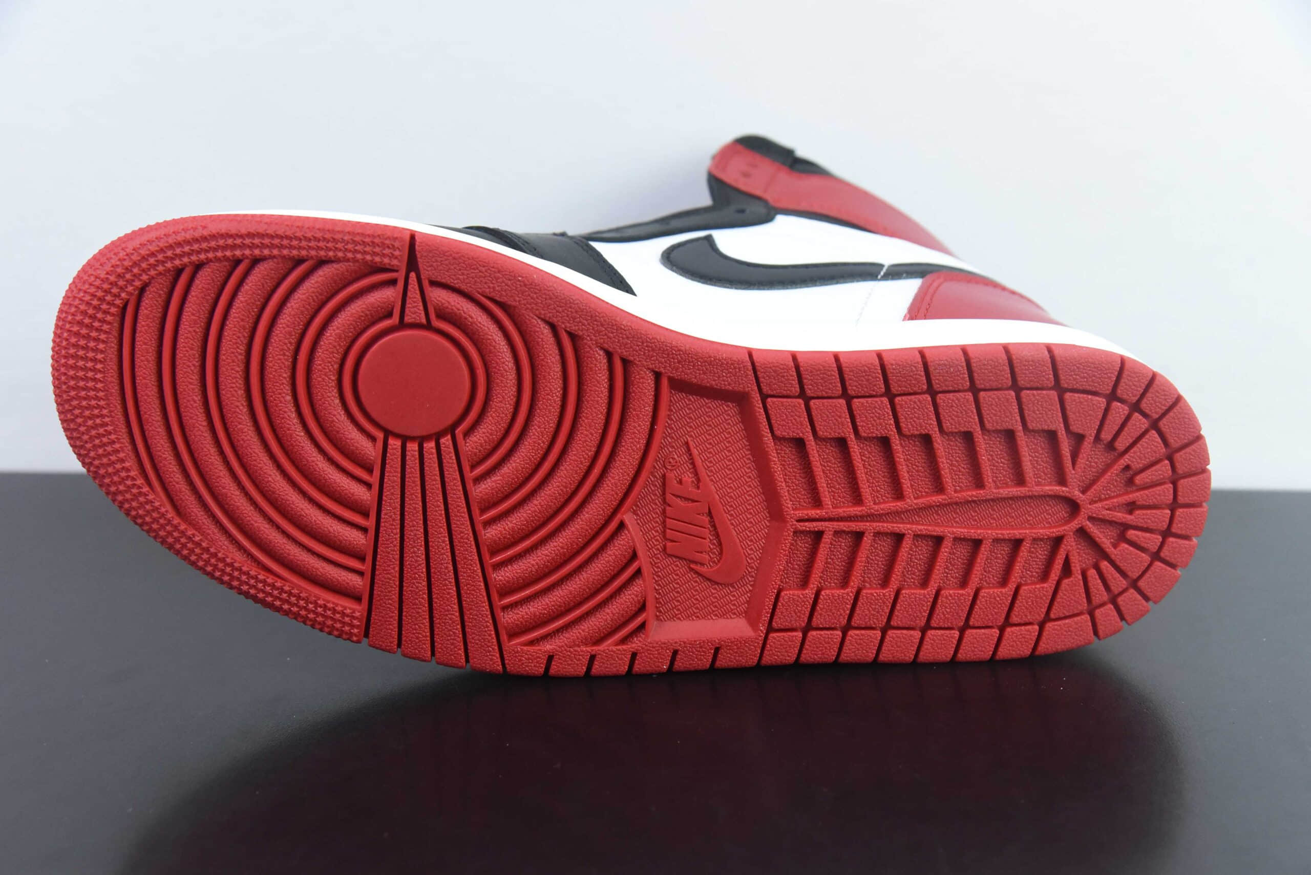 乔丹Air Jordan 1 High OG Black Toe Reimagined AJ1乔1全新黑脚趾高帮复古文化篮球鞋纯原版本 货号：DZ5485-106