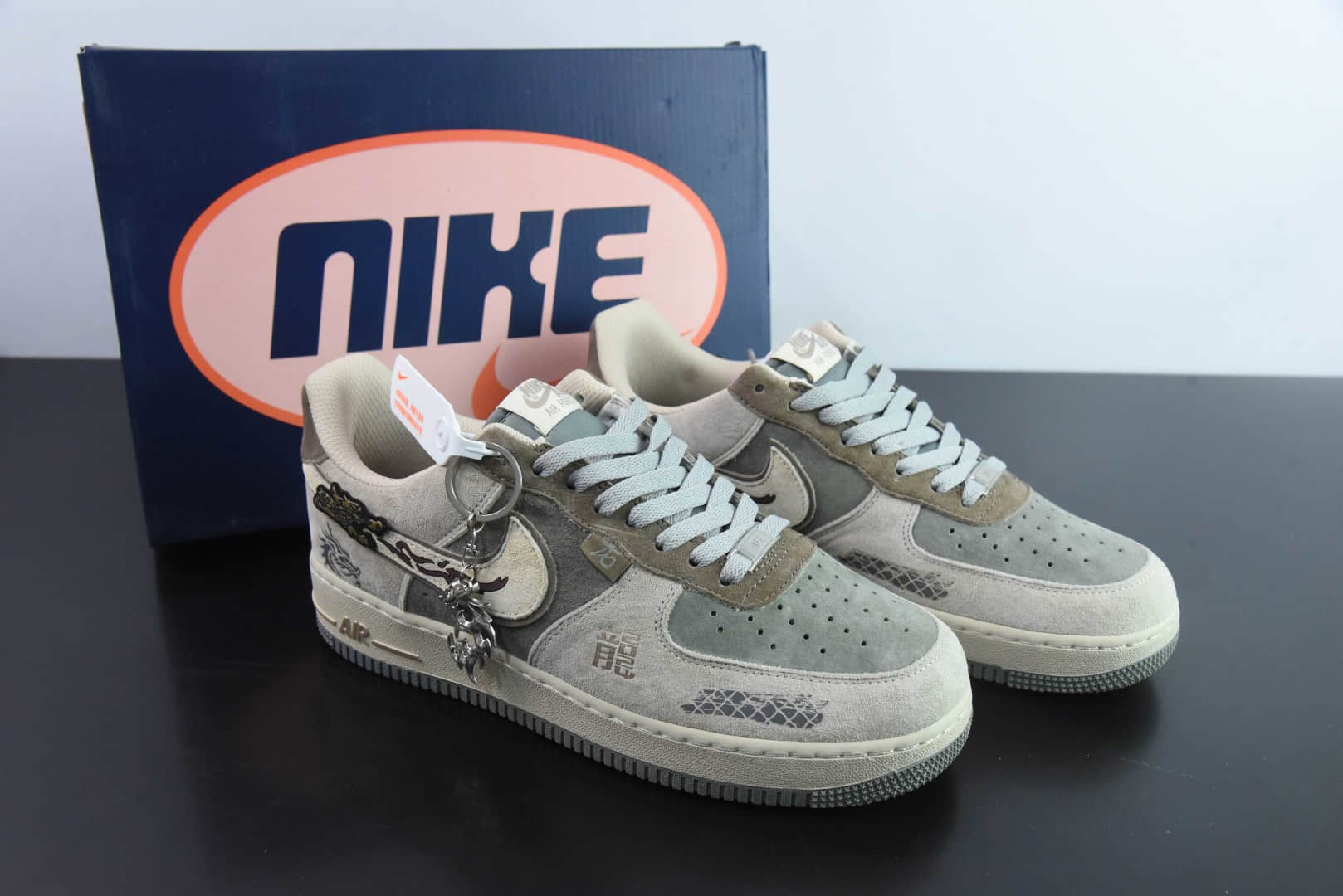 耐克Nike Air Force 1 Low ”“Green Dragon Crescent Blade”国潮风青龙偃月刀2.0空军一号低帮休闲板鞋纯原版本 货号：CD1212-555