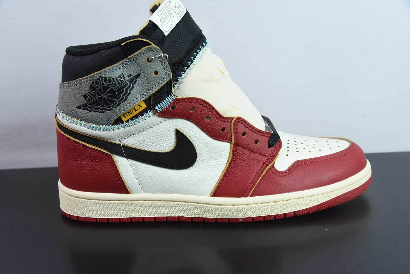 乔丹Union x Air Jordan 1 Retro High AJ1乔1影子芝加哥高帮篮球鞋纯原版本 货号：HV8563-600 