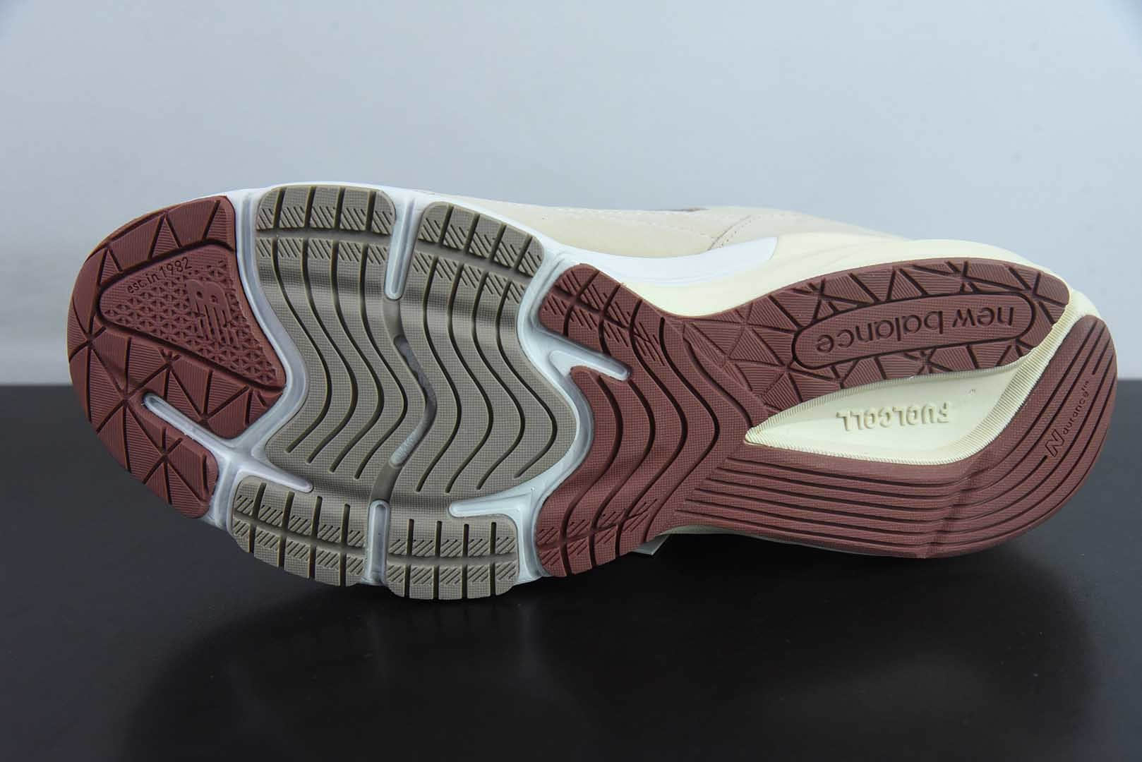 新百伦 New Balance Piana x New Balance NB990V6联名灰酒红第六代总统复古慢跑鞋纯原版本 货号：U990LO6