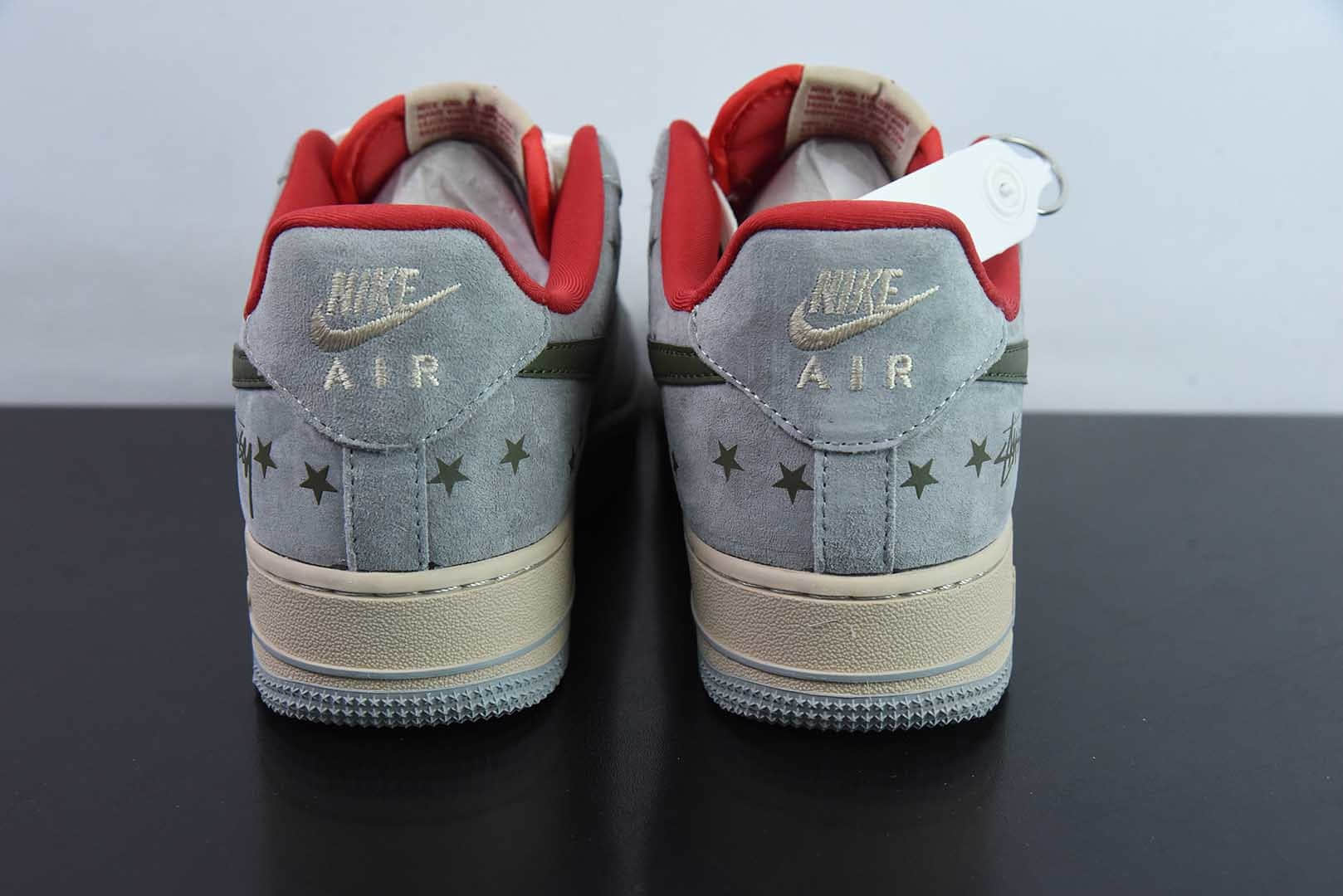 耐克Nike Air Force 1 '07 Low “斯图西联名橄榄绿五角星”空军一号低帮休闲板鞋纯原版本 货号：KK1988-034