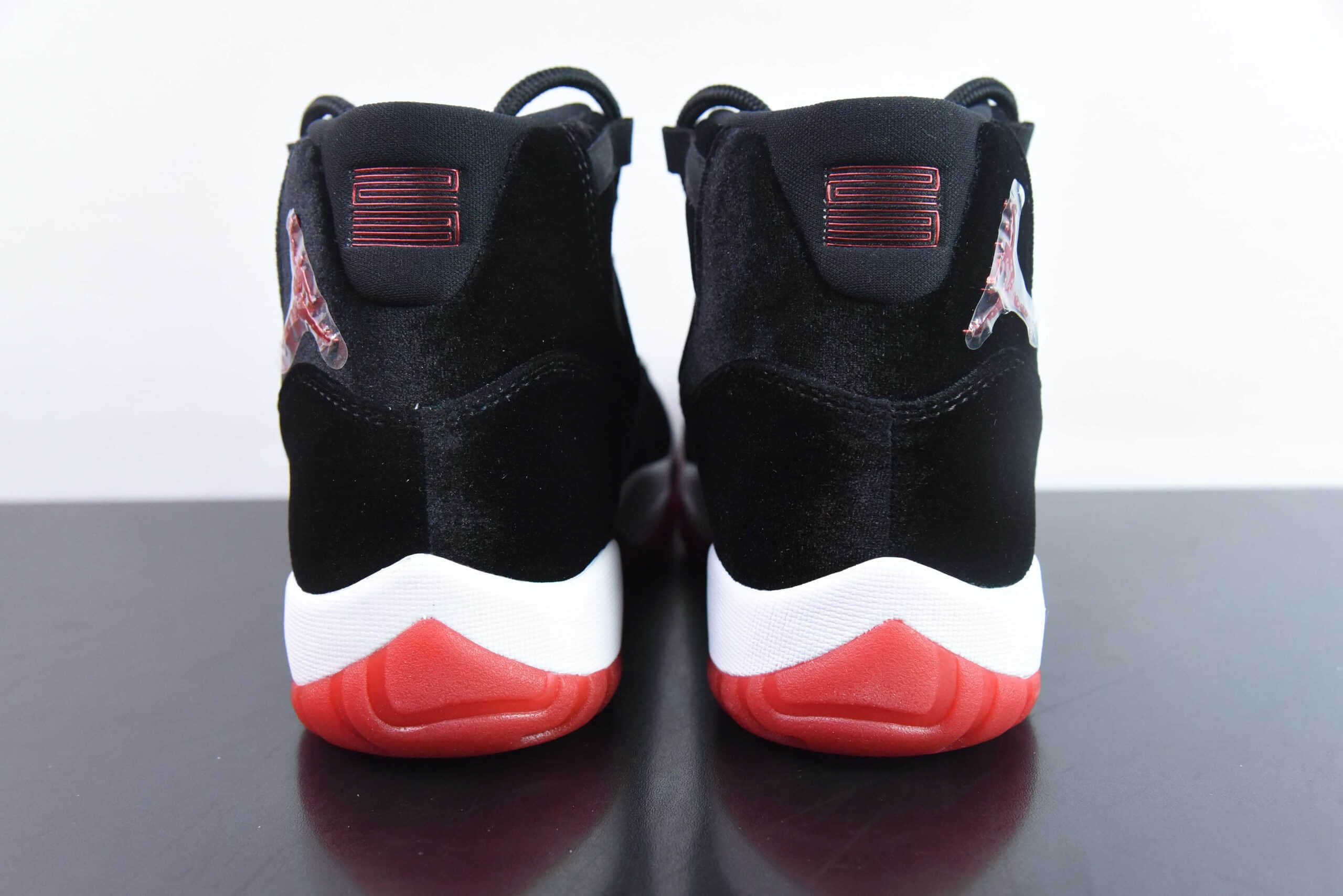 乔丹Air Jordan 11 Retro WMNS Bred Velvet AJ11天鹅绒黑红高帮篮球鞋纯原版本 货号:DB5457-061