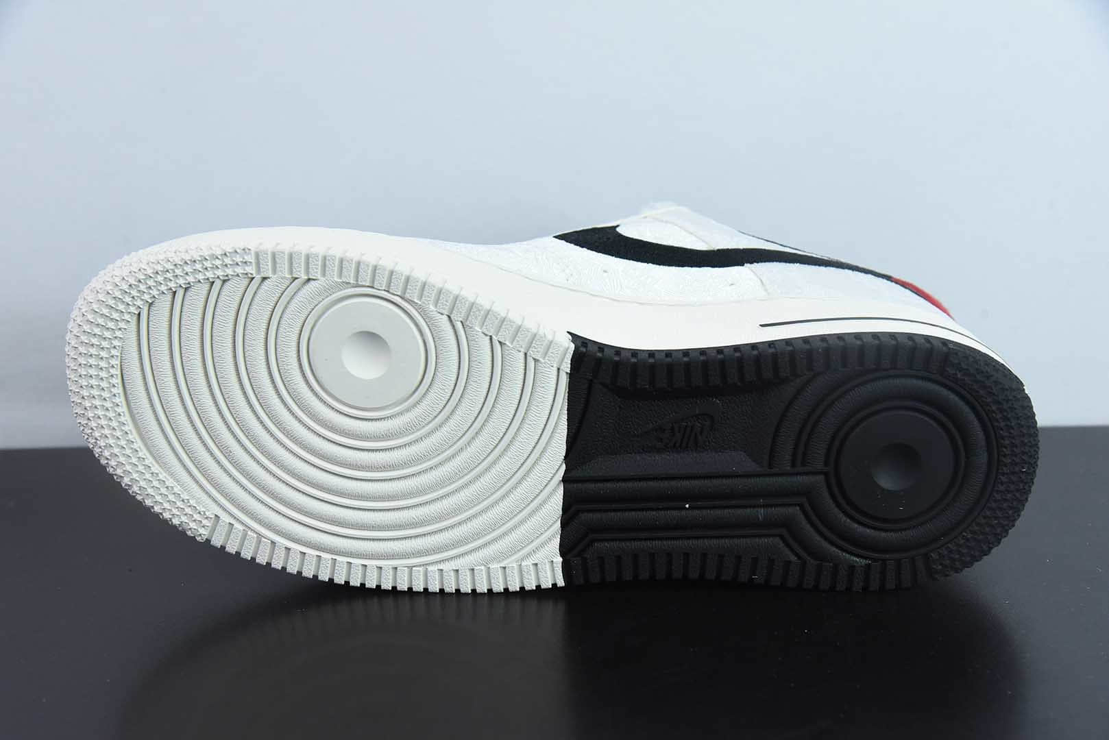 耐克Nike Air Force 1'07 Low 北面陈冠希联名双拼白丝绸空军一号低帮休闲板鞋纯原版本 货号：DM6868-054