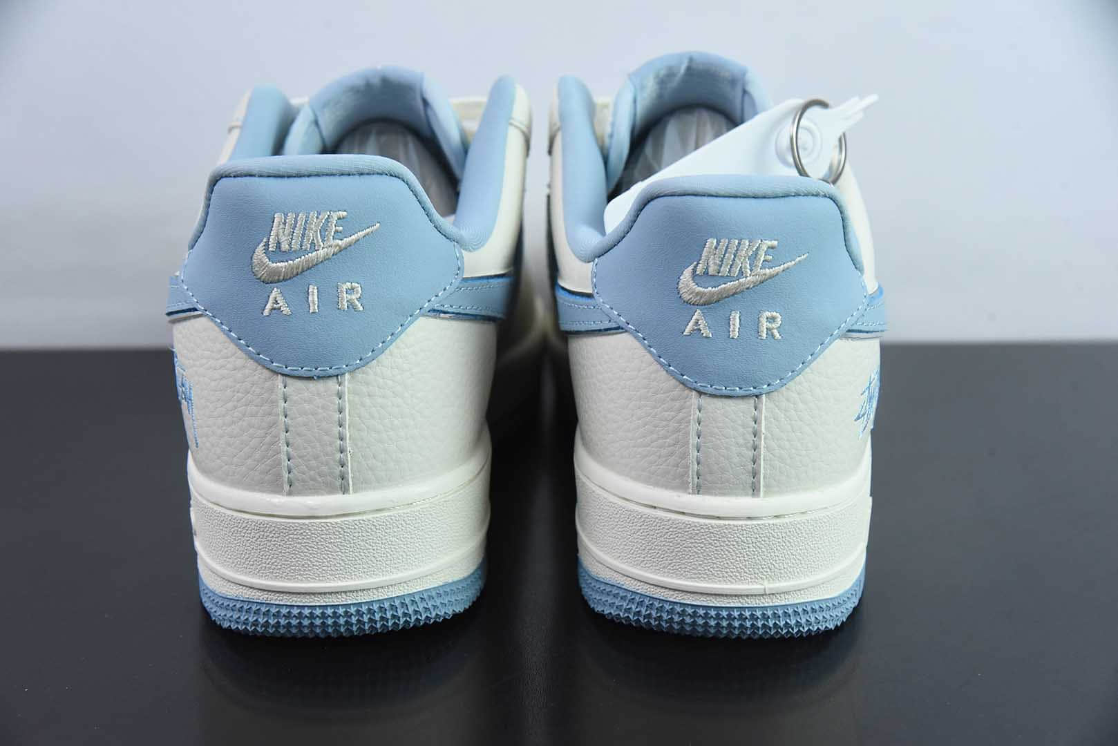 耐克Nike Air Force 1 Low 07 x Stussy 斯图西联名白蓝小勾空军一号低帮休闲板鞋纯原版本 货号:KK1988-090