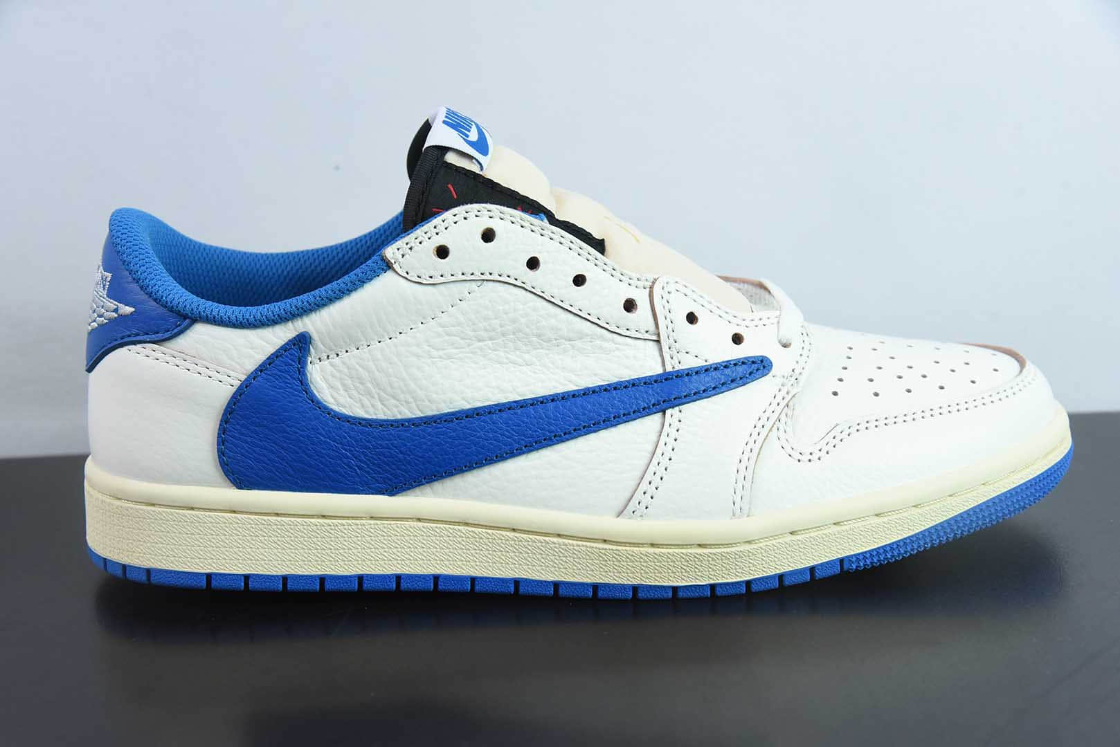 乔丹Travis Scott x Air Jordan AJ1 Low OG SP TS联名白蓝闪电倒钩2.0低帮复古文化篮球鞋纯原版本 货号：DM7866-104