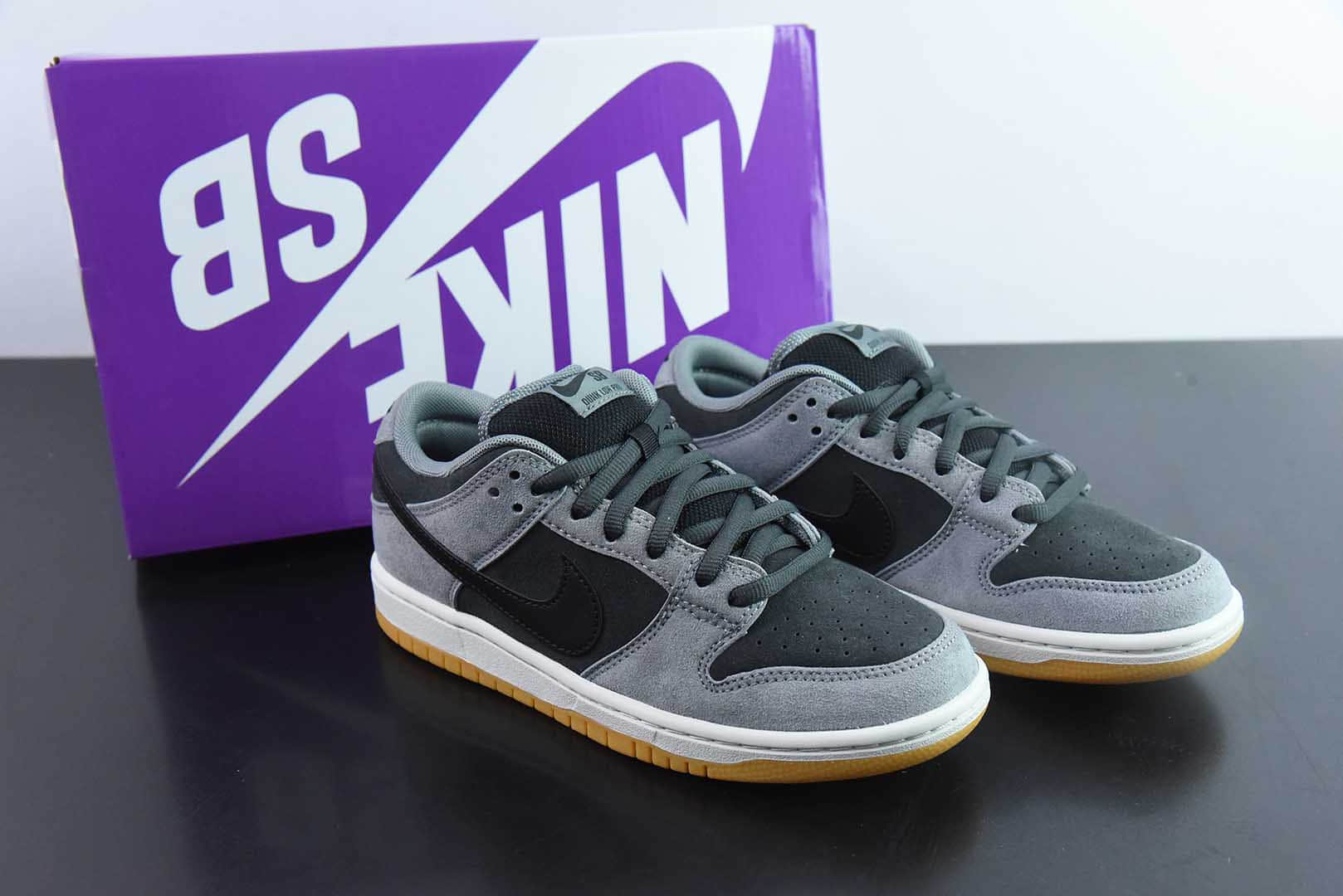 耐克Nike Dunk SB Low“DARK SMOKE GREY”灰黑色SB低帮休闲滑板鞋纯原版本 货号：HF3063-001