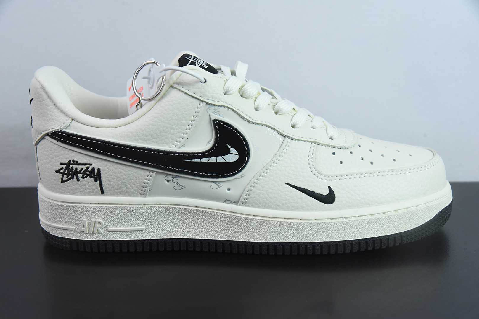耐克Nike Air Force 1'07 斯图西联名米白黑空军一号低帮休闲板鞋纯原版本 货号：KK1988-093