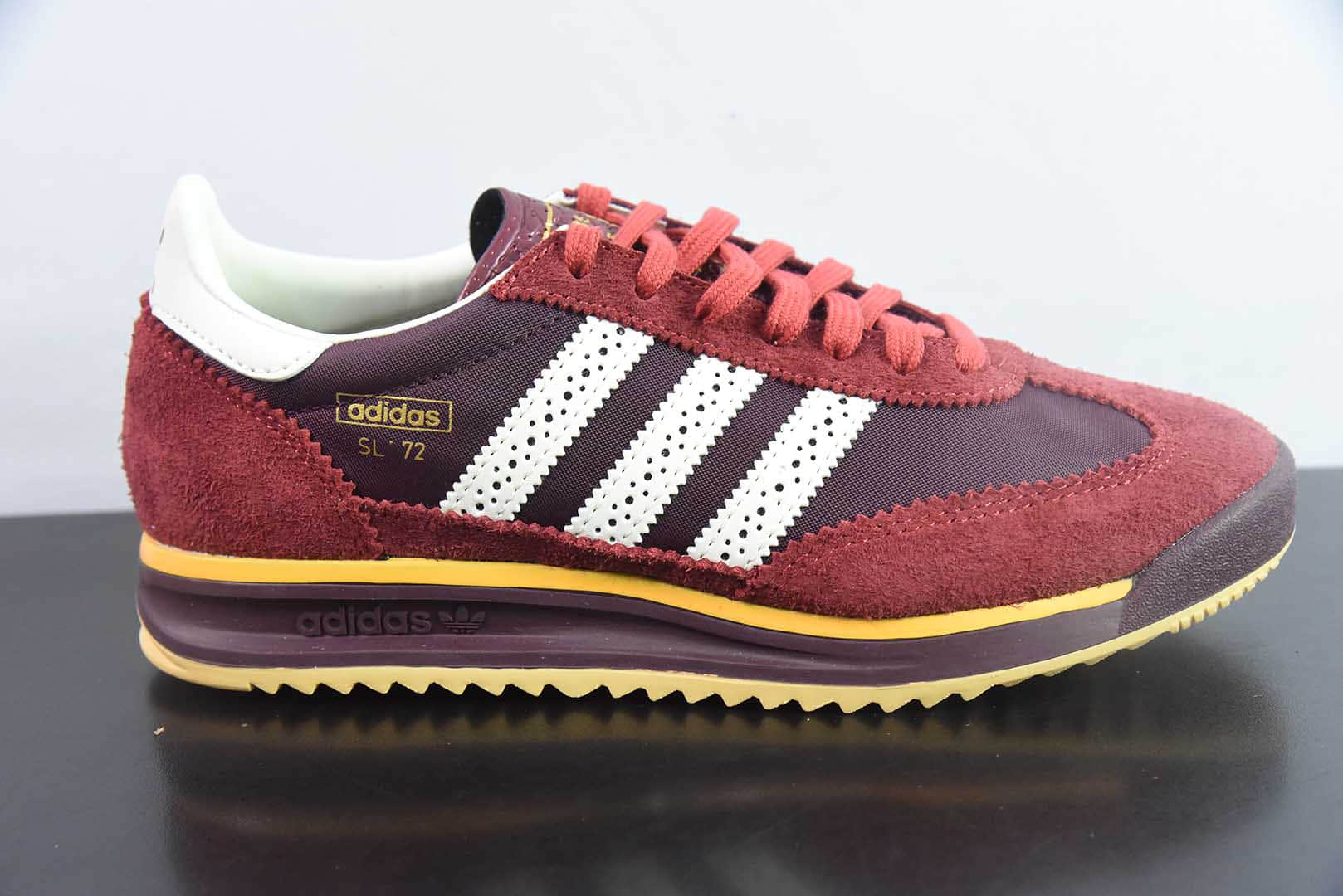 阿迪达斯Adidas Originals SL 72 RS暗红色经典复古轻便休闲运动慢跑鞋纯原版本 货号：JQ0989