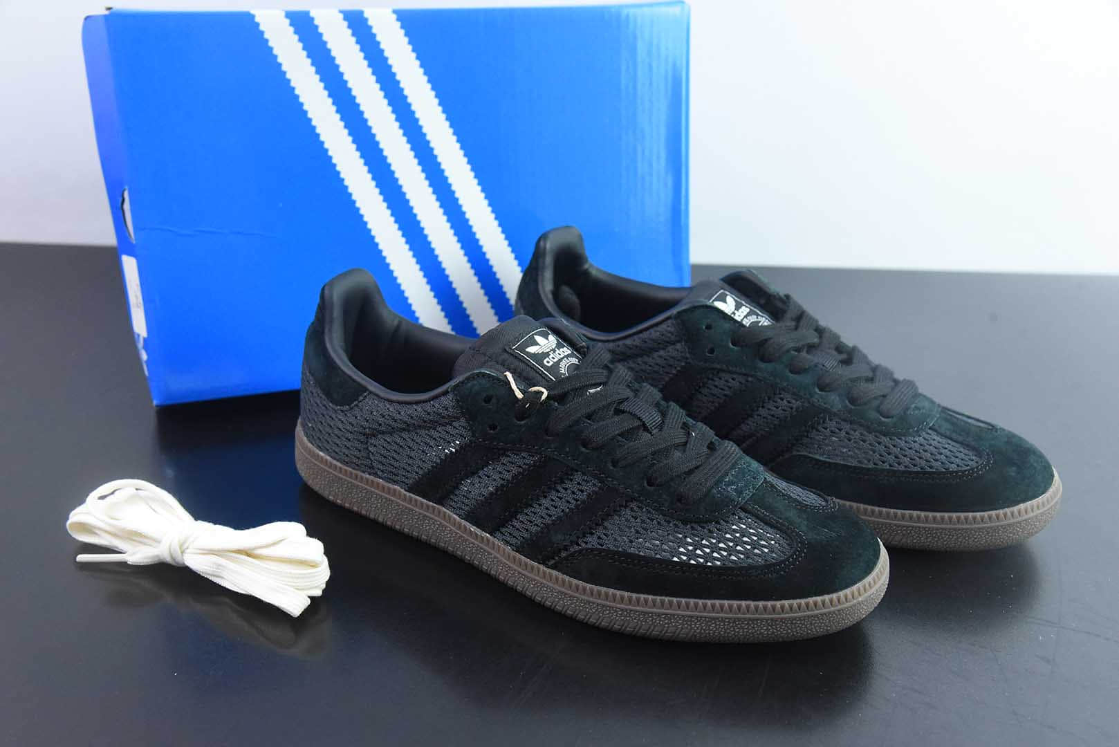 阿迪达斯 Adidas Original Samba OG 三叶草德训风编织系列黑色低帮复古桑巴板鞋纯原版本 货号：KK3530
