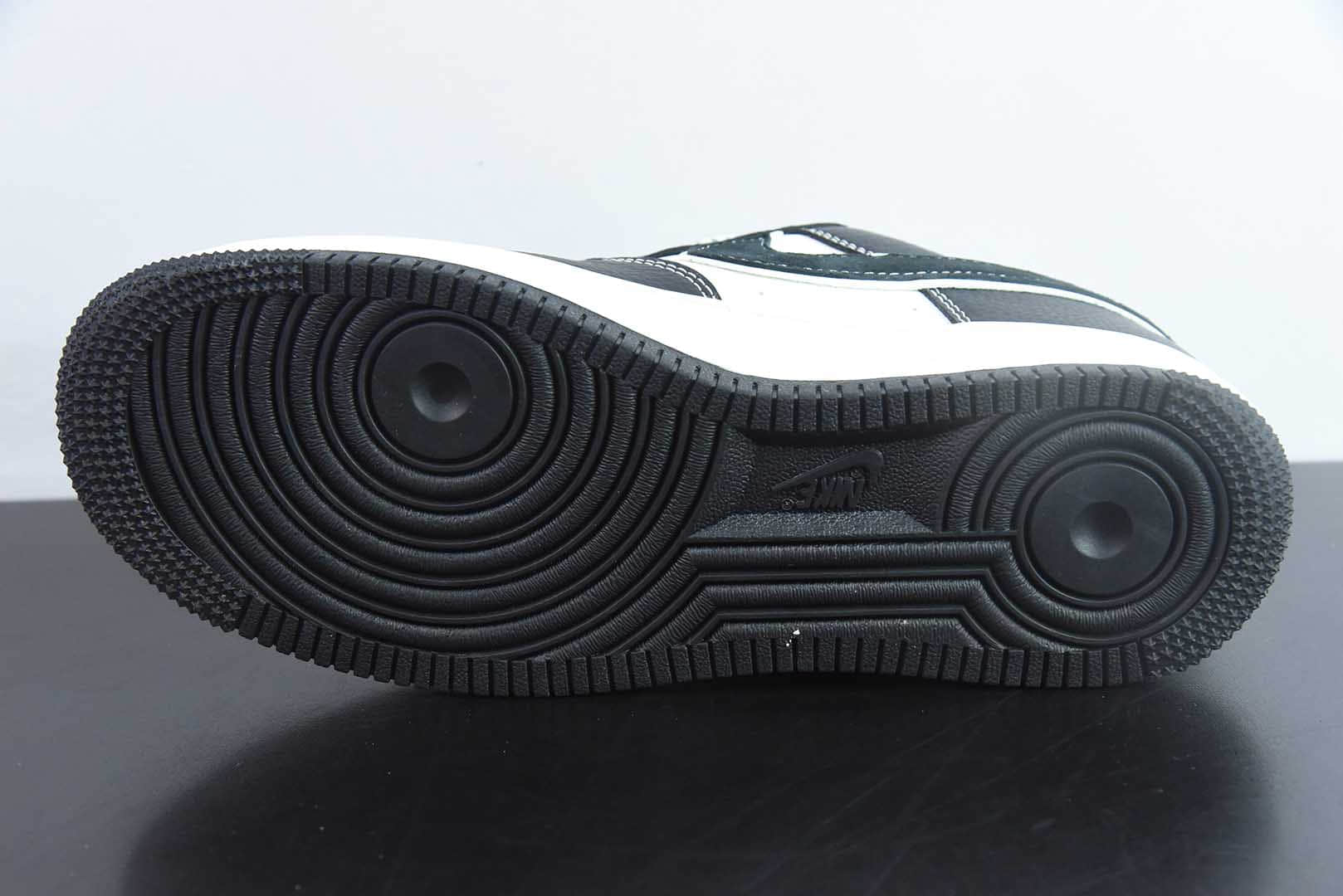 耐克Nike Air Force 1 '07 Low “LV联名荔纹黑”空军一号低帮休闲板鞋纯原版本 货号：YX5066-349