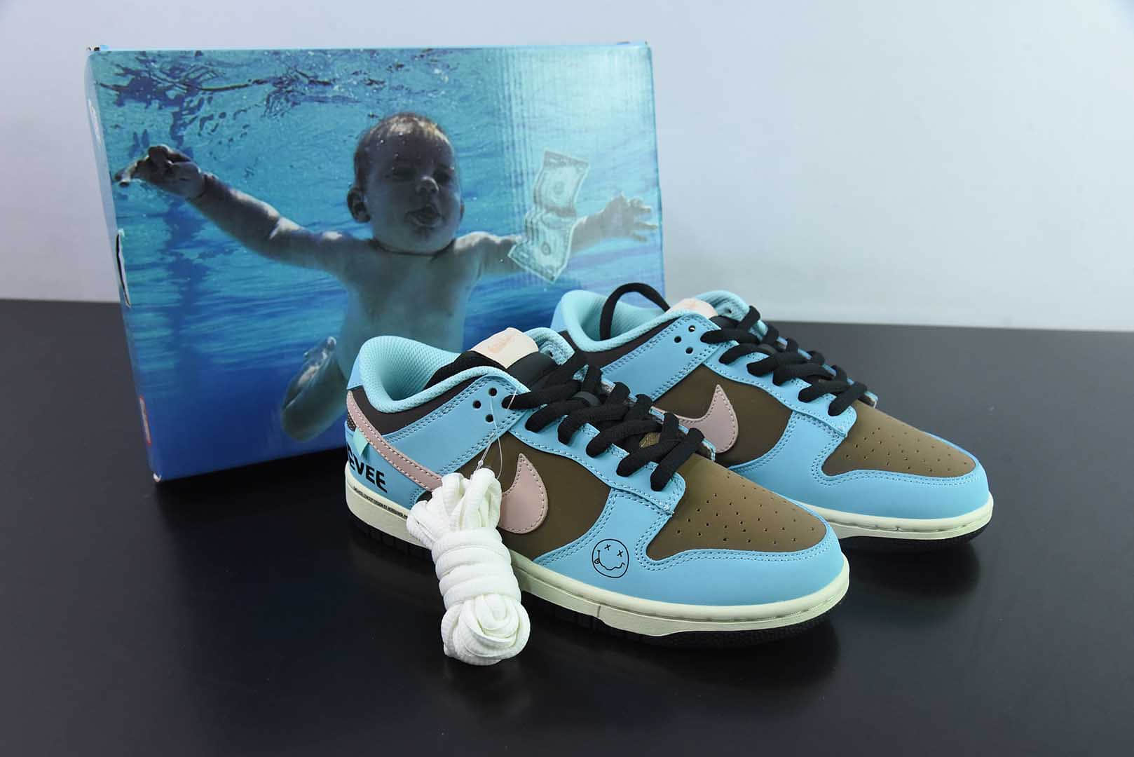 耐克Nike SB Dunk Low 笑脸蓝棕配色SB低帮休闲运动滑板板鞋纯原版本 货号：MU0232-366